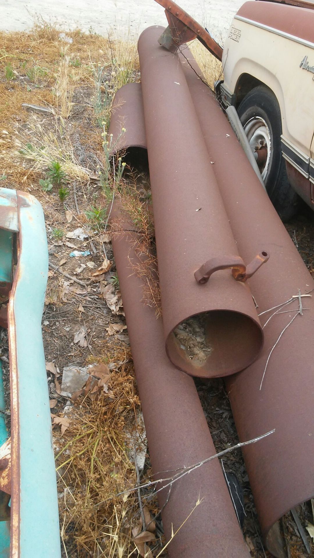 Scrap Metal Throughout The Yard - Image 7 of 7