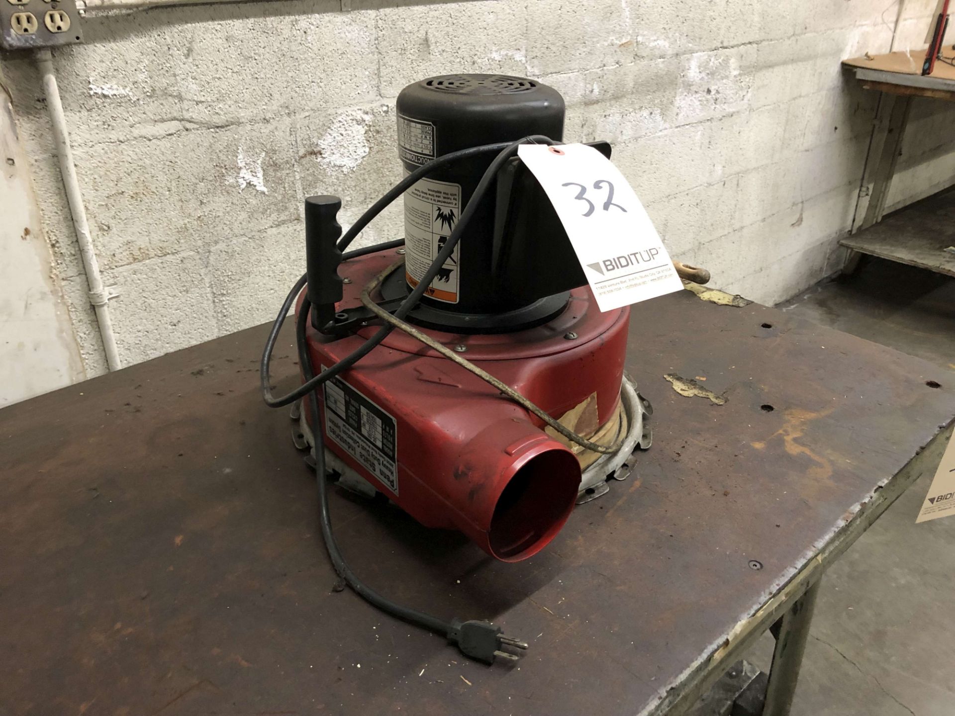 Penn State Industries 1-1/2 HP Blower, Model DC-3XL