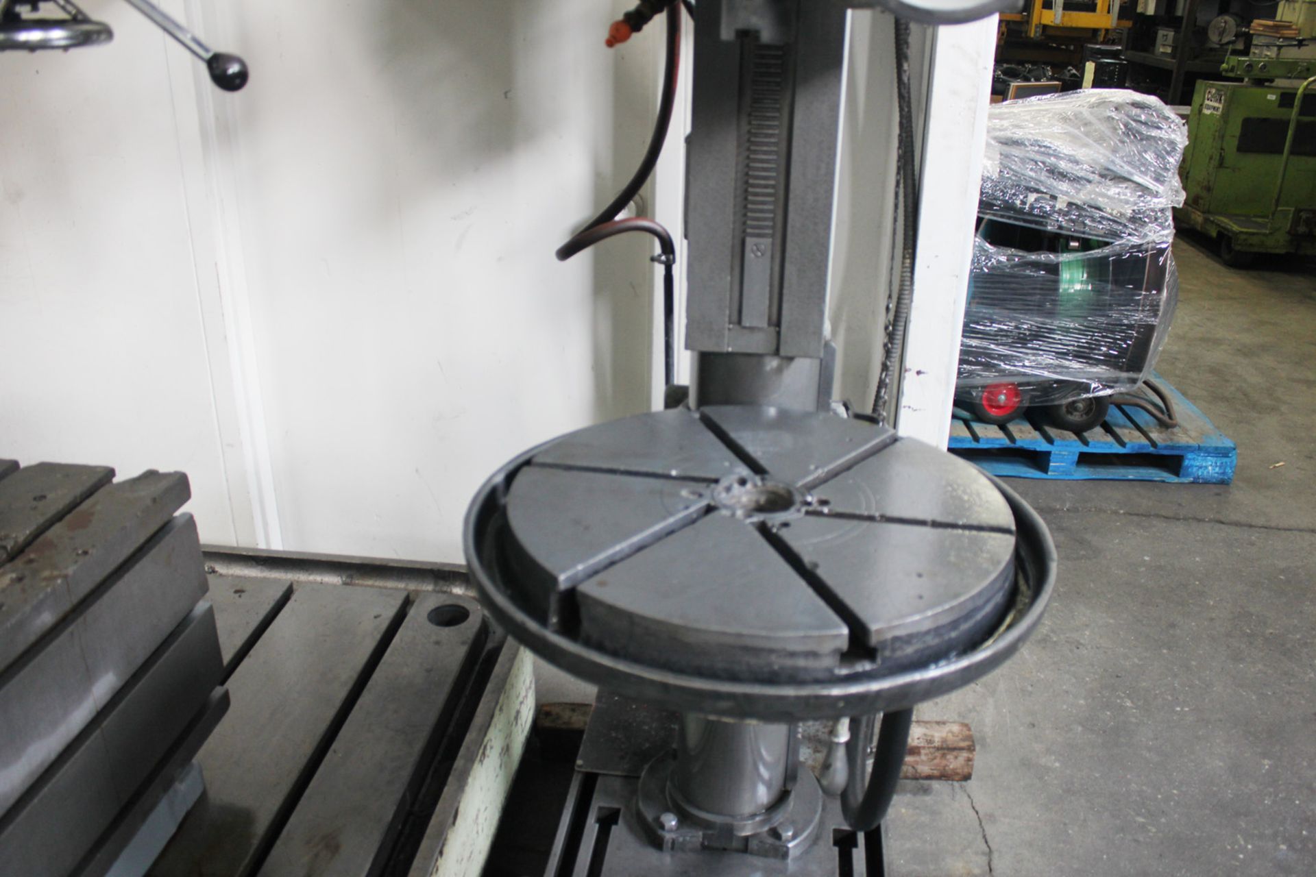 24" Swing Fosdick Drill Press Geared Head 5 HP Floor Metal Hole Drilling - Located In: Huntington - Image 3 of 7