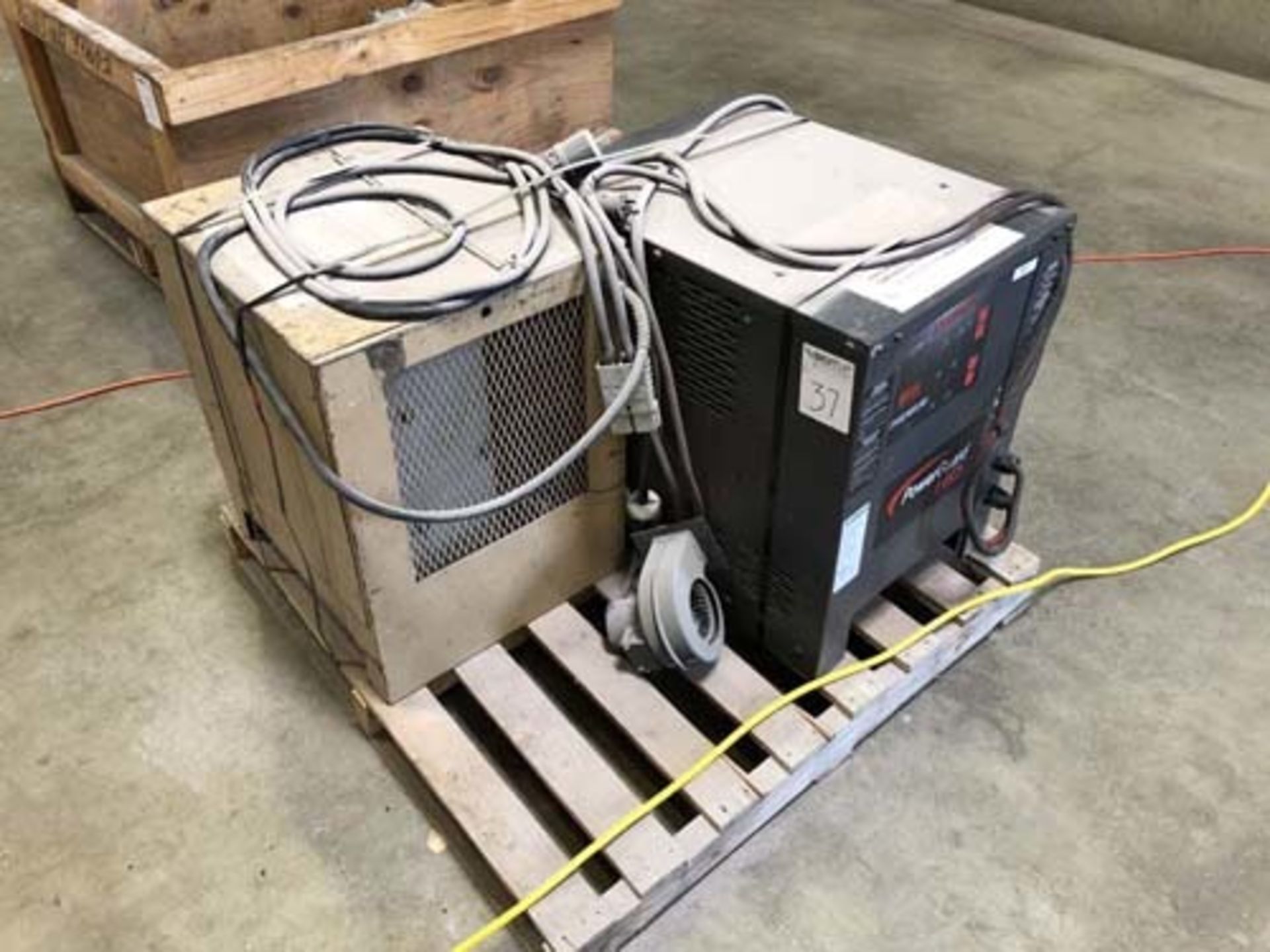 Hawker Battery Charger, 36 Volt, Mdl: PH1M-18-680, S/N: GG37037, Located In: Huntington Park, CA