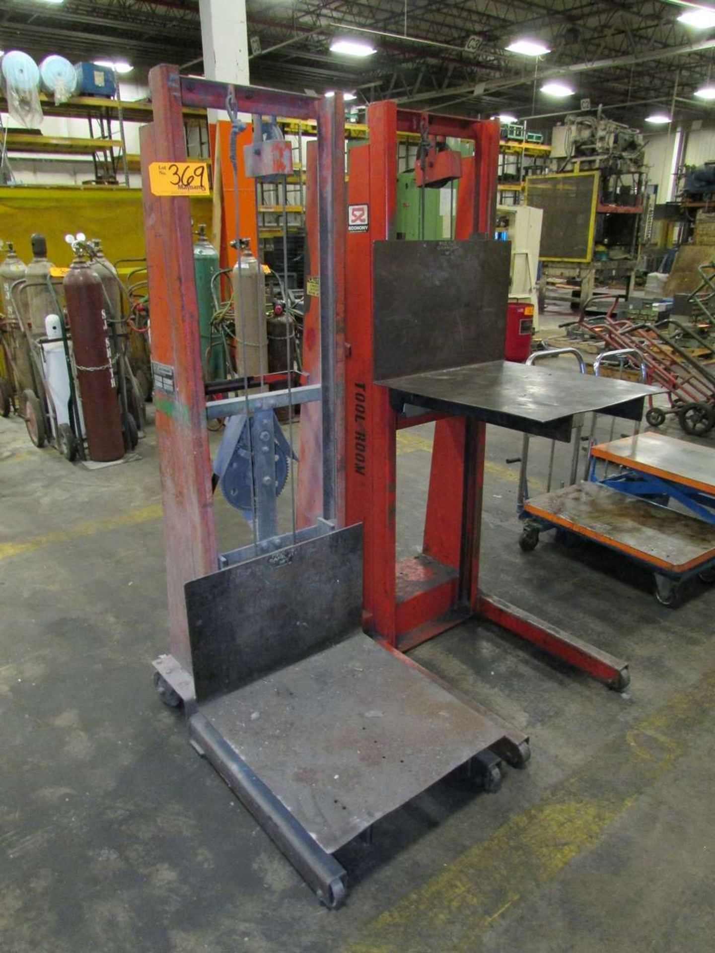 Economy MV-54 Manual Platform Lift Cart