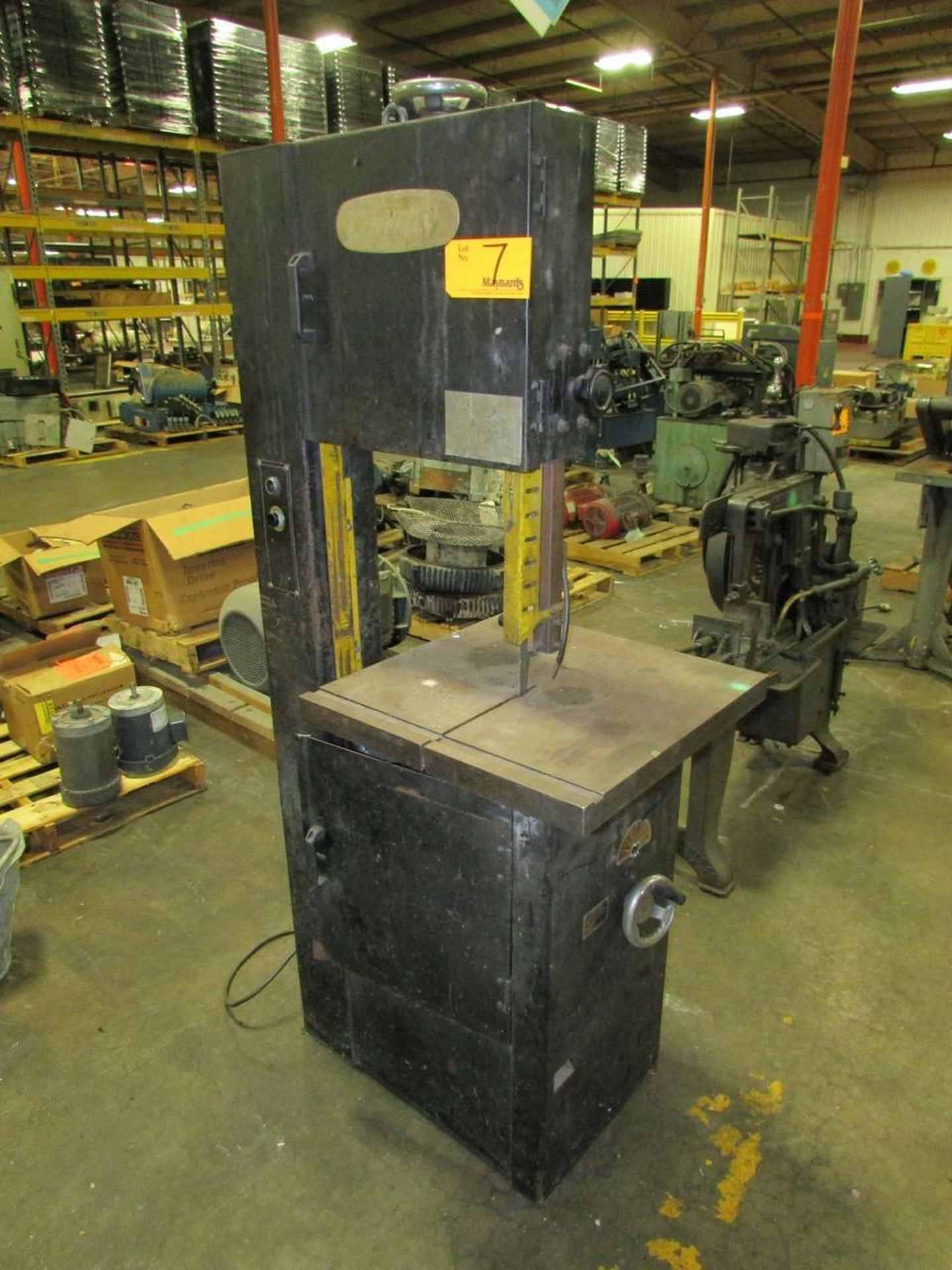 Dayton 2AC27 Vertical Bandsaw - Image 2 of 6