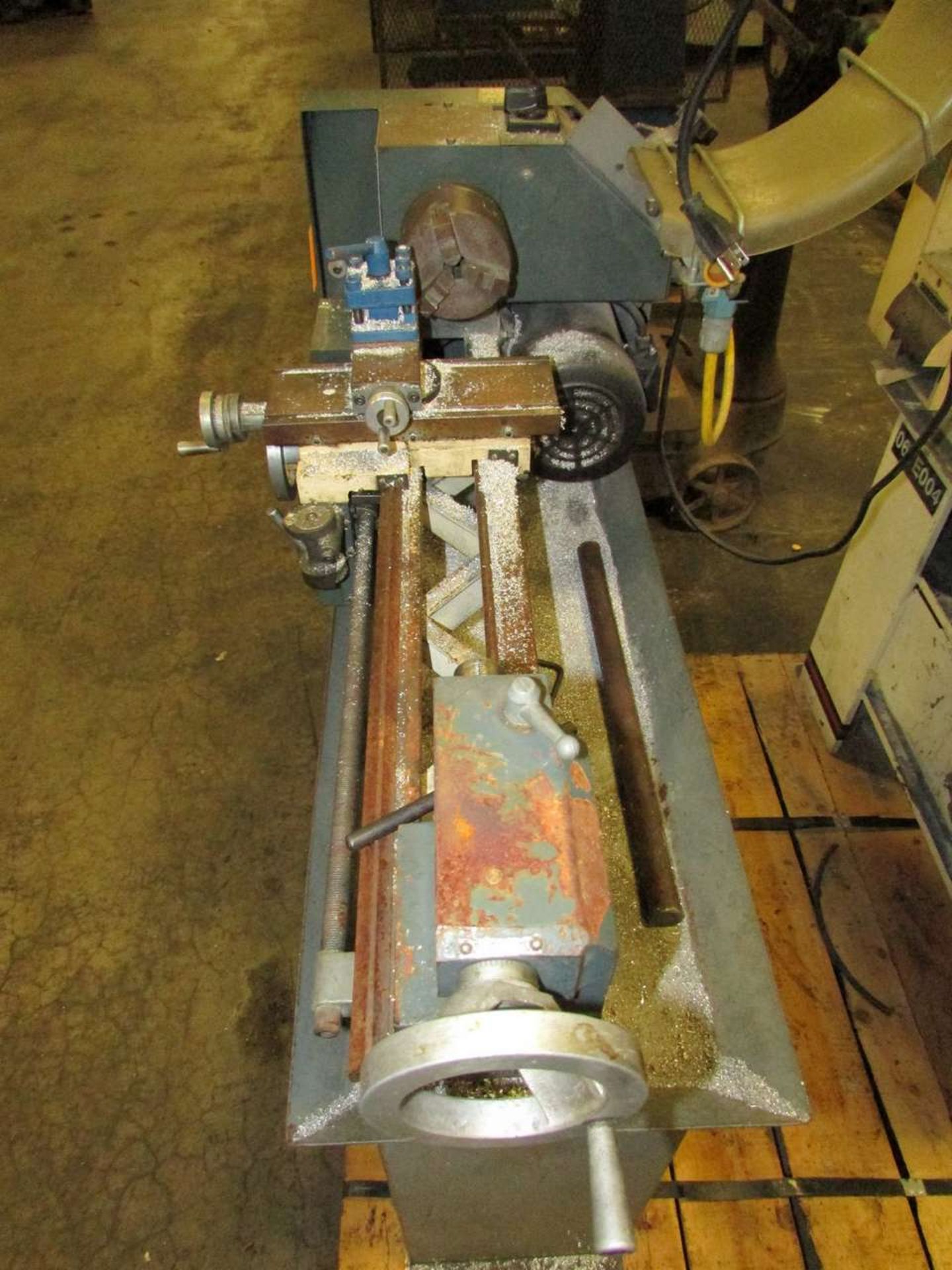 Belt Drive Bench Lathe - Image 4 of 9