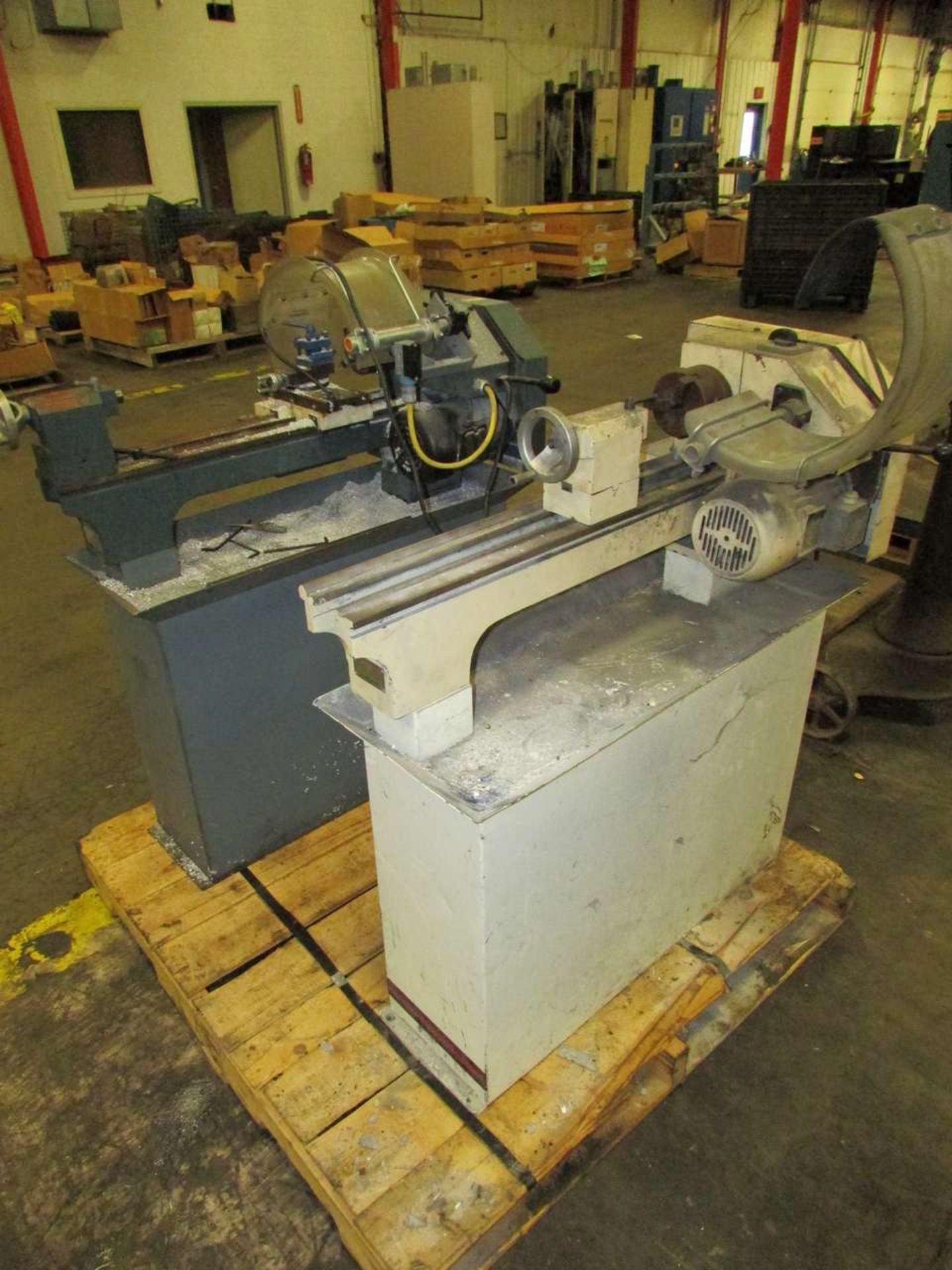 Belt Drive Bench Lathe - Image 9 of 9