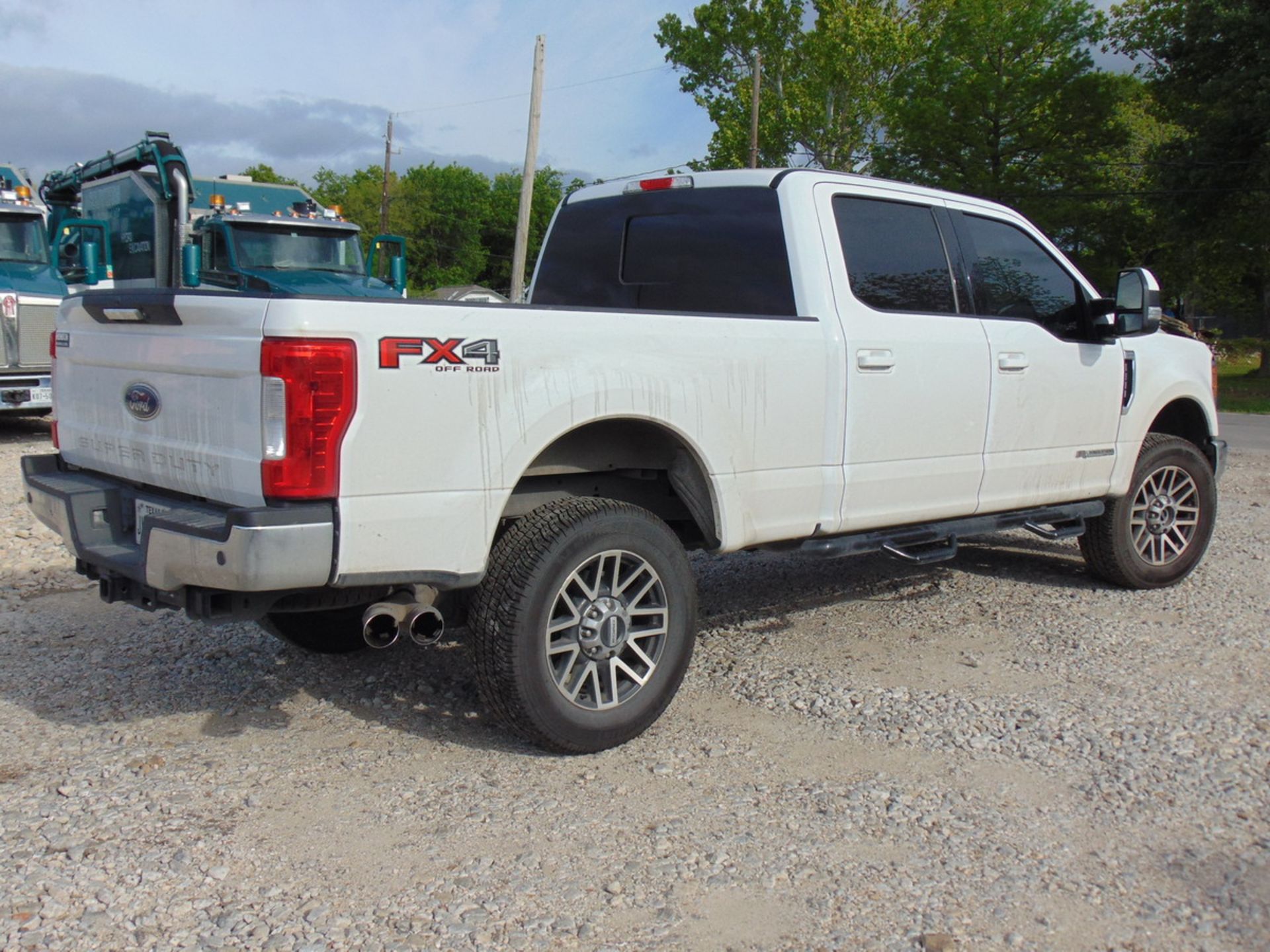 2017 Ford F-250 Lariat 4WD Crew Cab Truck Miles: 55,937; Engine: 6.7L, Vin: 1FT7W2BT6HEC30074 - Image 3 of 13