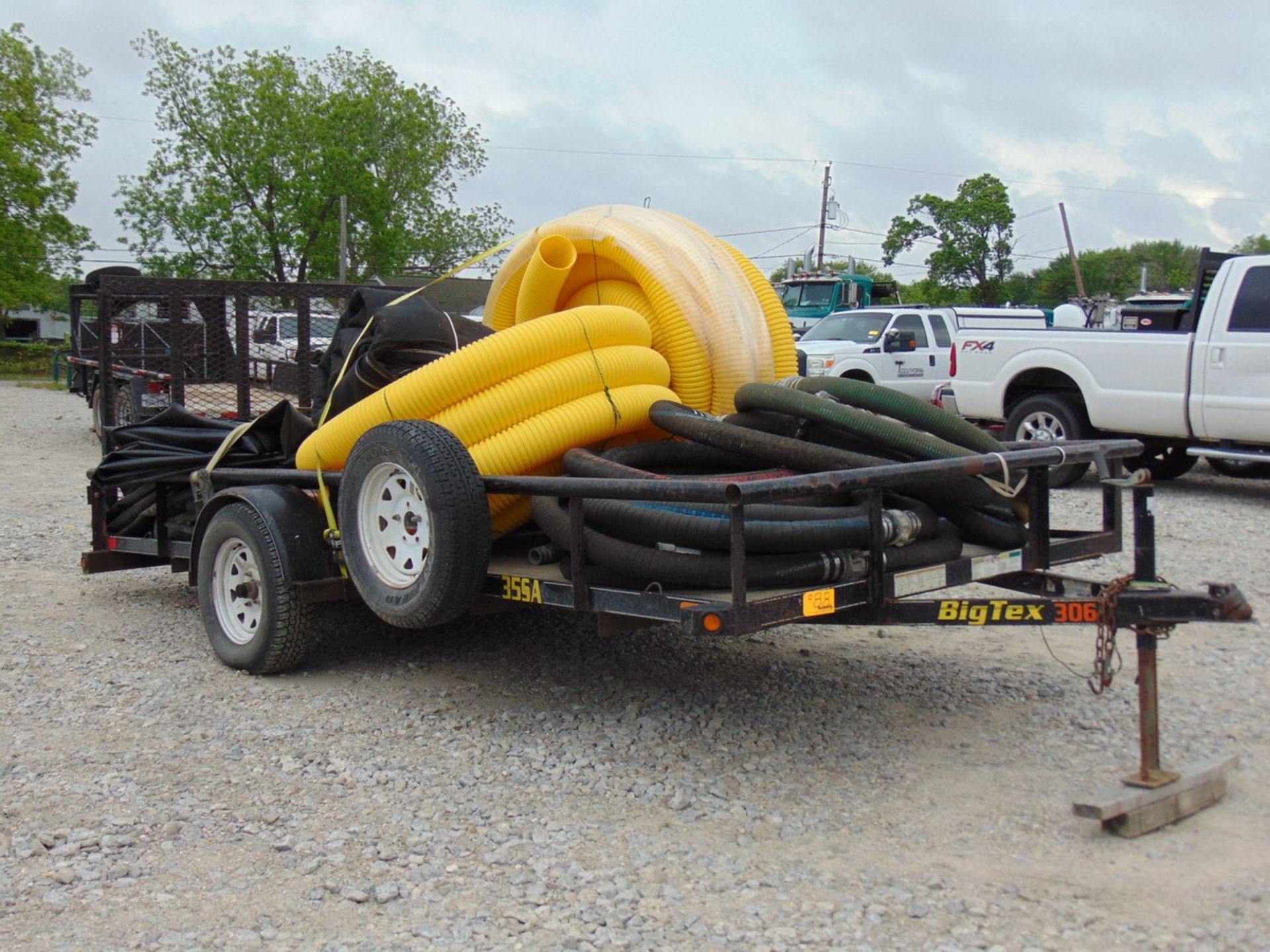 2013 Big Tex 35SA-14BK4RG 14' S/A Flatbed Pipe Top Trailer w/Wood Deck , Vin: 16VAX1410D2A01739 - Image 2 of 7