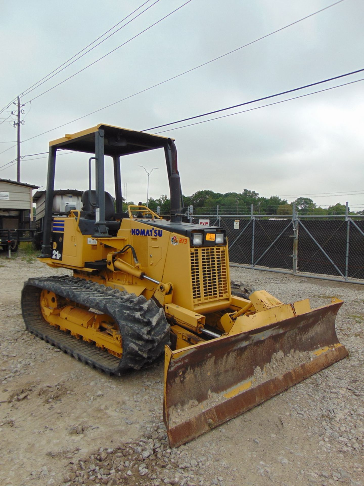 Komatsu D-21P Crawler Dozer 907.2 Hrs, Vin: KMT0D057H01083392 S/N 83392