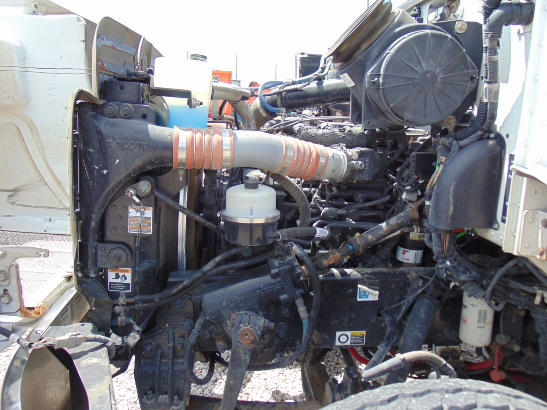 2014 Peterbilt 348 T/A Vacuum Truck (Global Vacuum Systems), Miles: 19,162; VOC Scrubbing System - Image 15 of 18