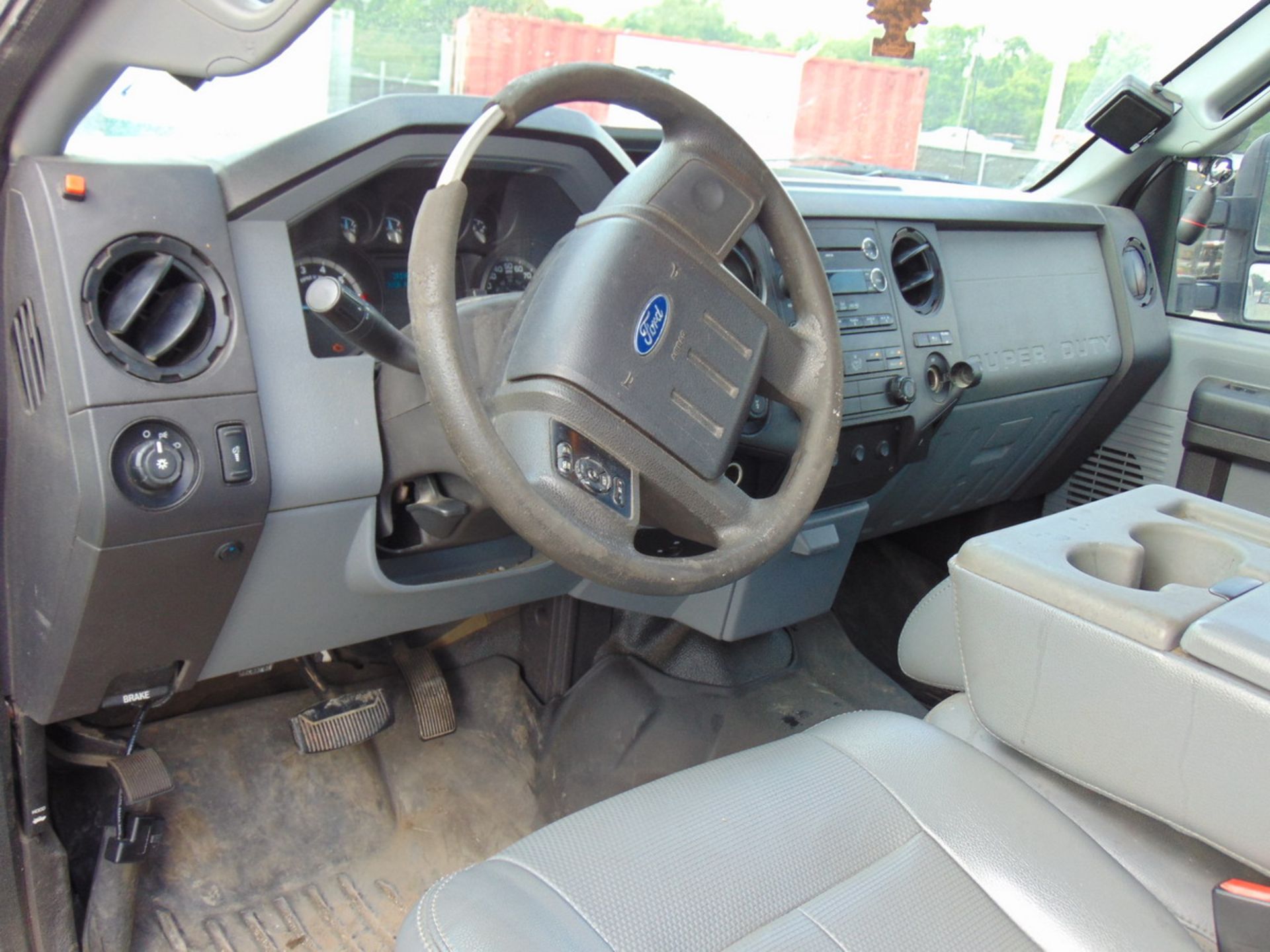 2011 Ford F-250 Super Duty Super Cab Pickup Truck Miles: 213,580 ; 6.2L Engine, Vin: - Image 7 of 12