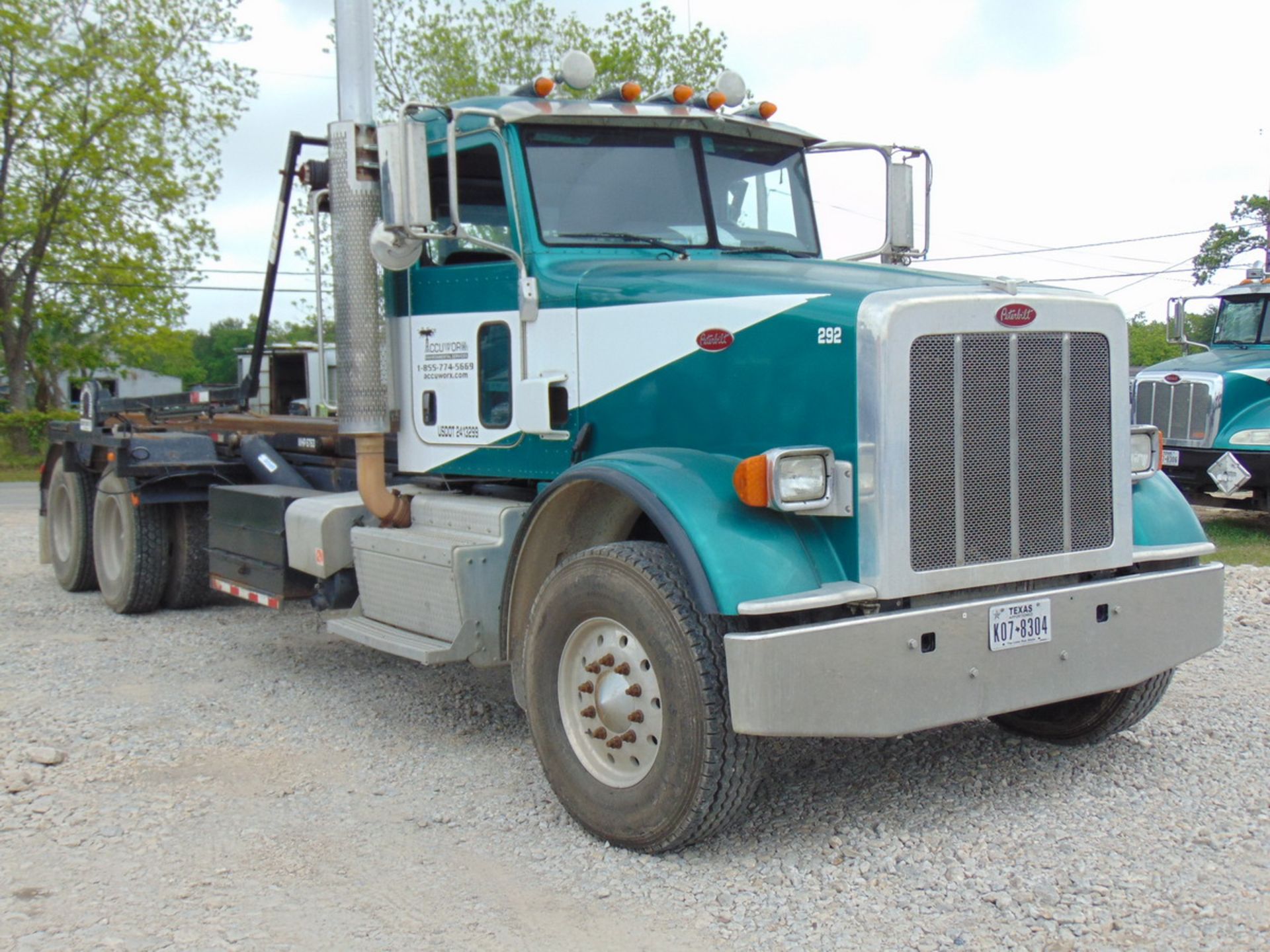 2013 Peterbilt 367 T/A Roll-Off Truck, Galbreath 60,000 Lb. Cap. Roll-Off Hoist Model U5-OR-174, - Image 2 of 19