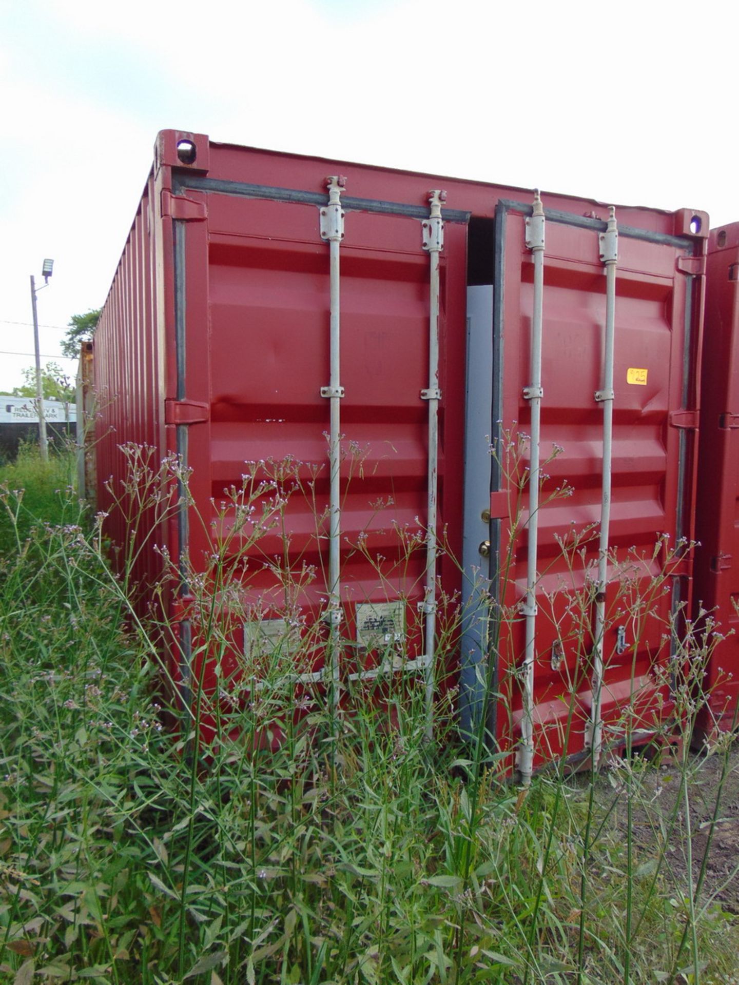 2006 Bedroom Accommodation Container 20' X 8'