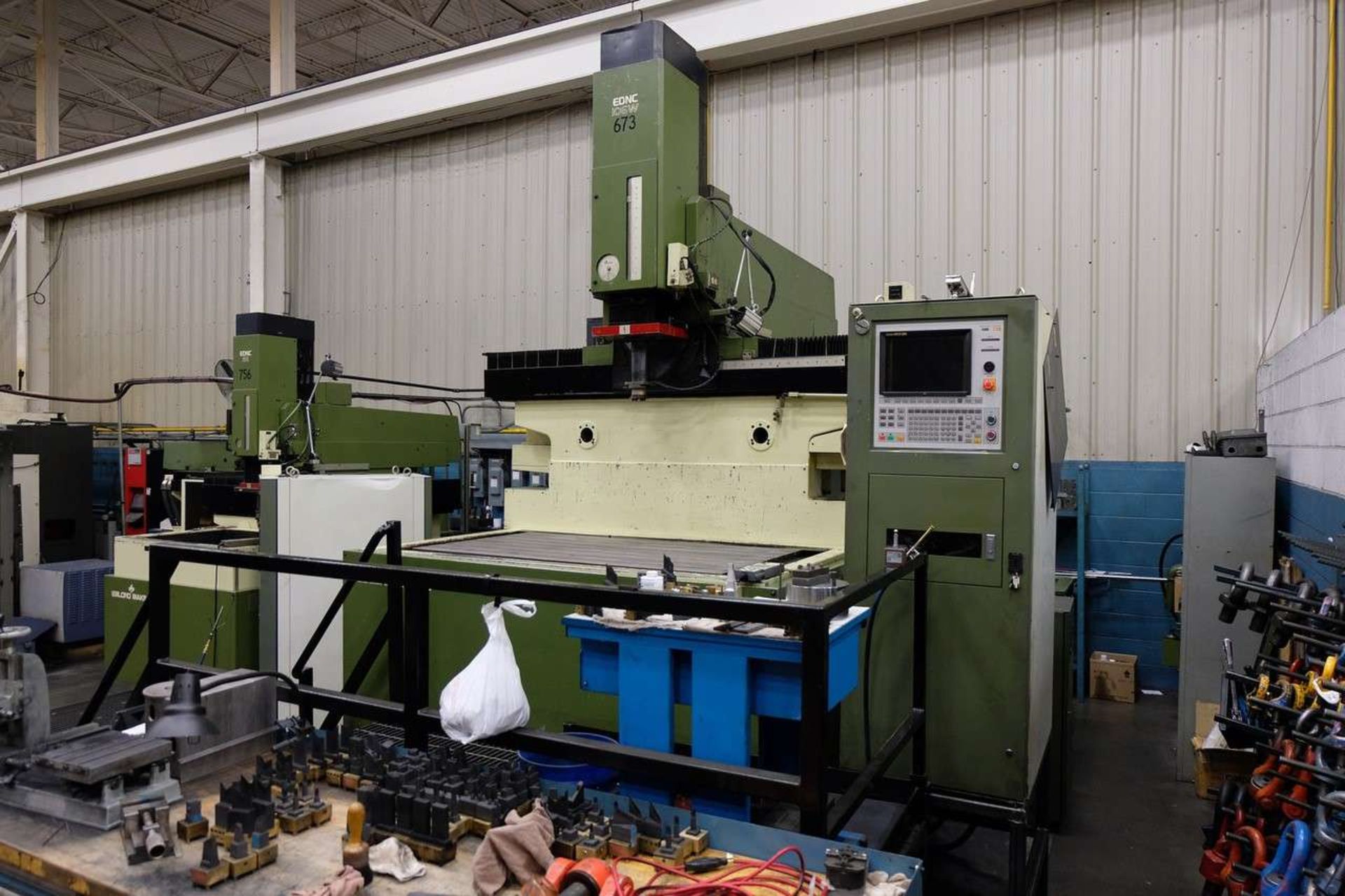 1993 LeBlond Makino EDNC-106W Ram Type CNC Discharge Machine