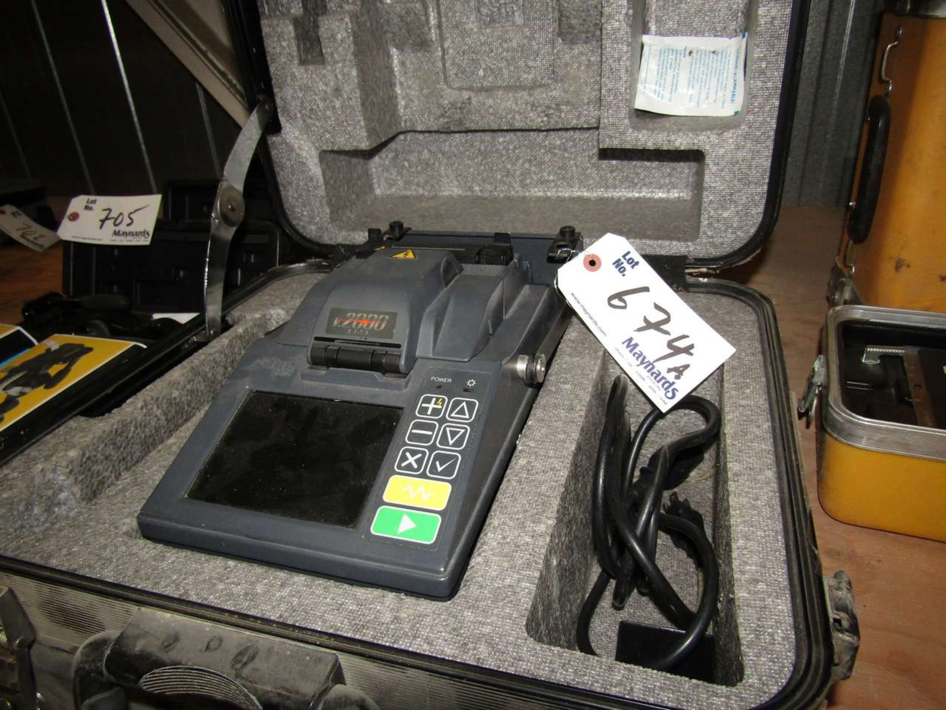 Fitel V.2000 S175 Fiber Optic Fusion Splicer