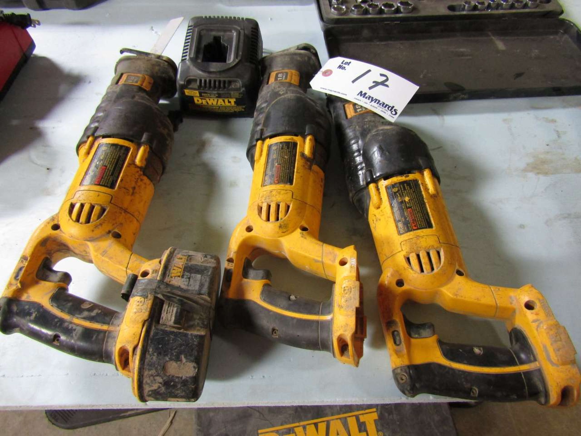 DeWalt DC385 Reciprocating Saws