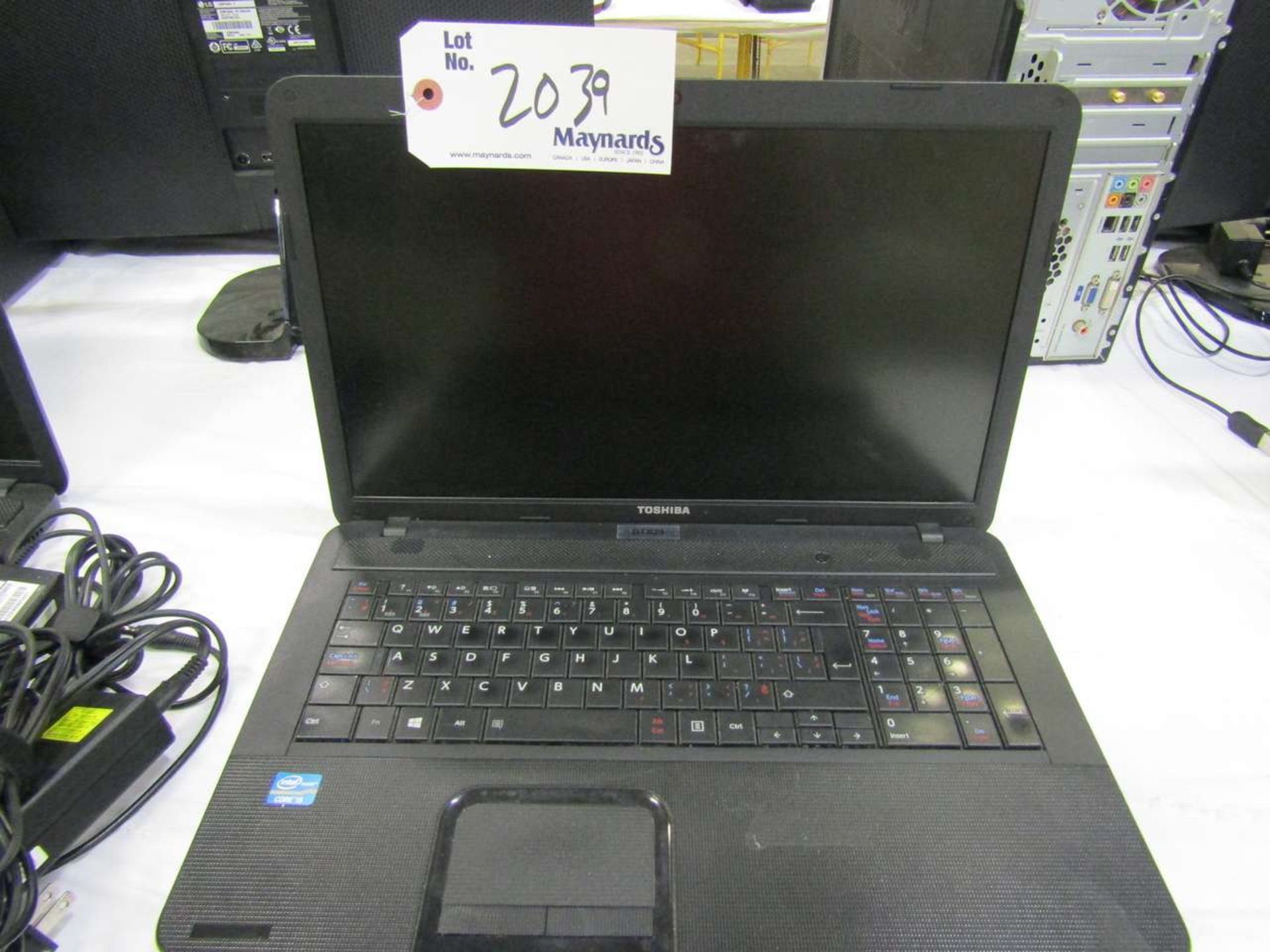 Toshiba Satellite Pro C870 Laptop