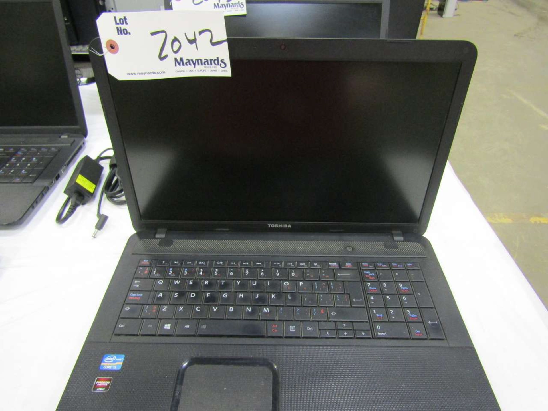 Toshiba Satellite Pro C870 Laptop