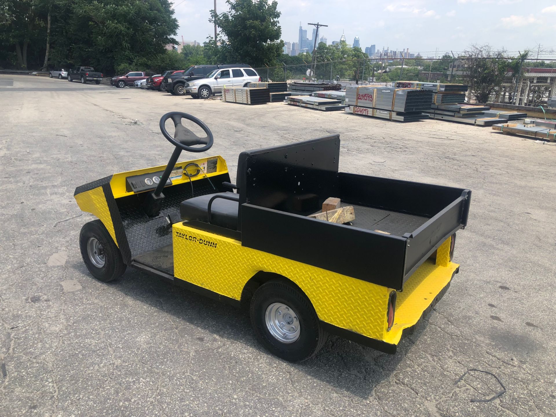 2012 Taylor-Dunn Industrial Cart- Model: R0-380-36- Serial: 187435- Weight: 1150 Pounds- Electric- - Image 2 of 11