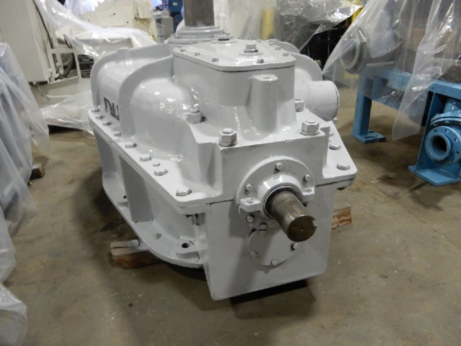 Falk Pulper Drive, Model 11GDXX, Right Angle, Gearbox Rated For 250HP, 5.706:1 Ratio, 870 RPM In. - Image 2 of 5