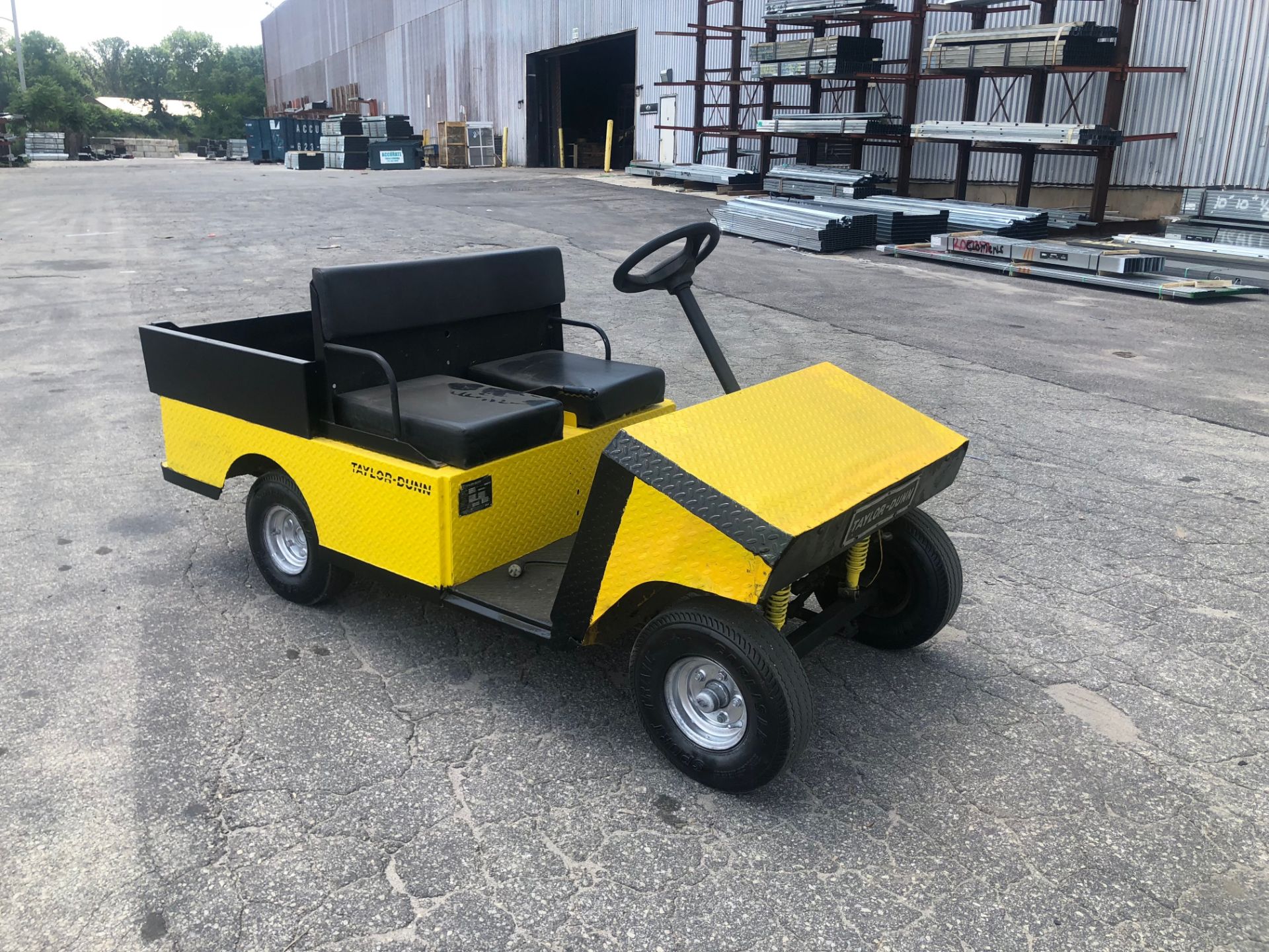 2012 Taylor-Dunn Industrial Cart- Model: R0-380-36- Serial: 187435- Weight: 1150 Pounds- Electric- - Image 6 of 11