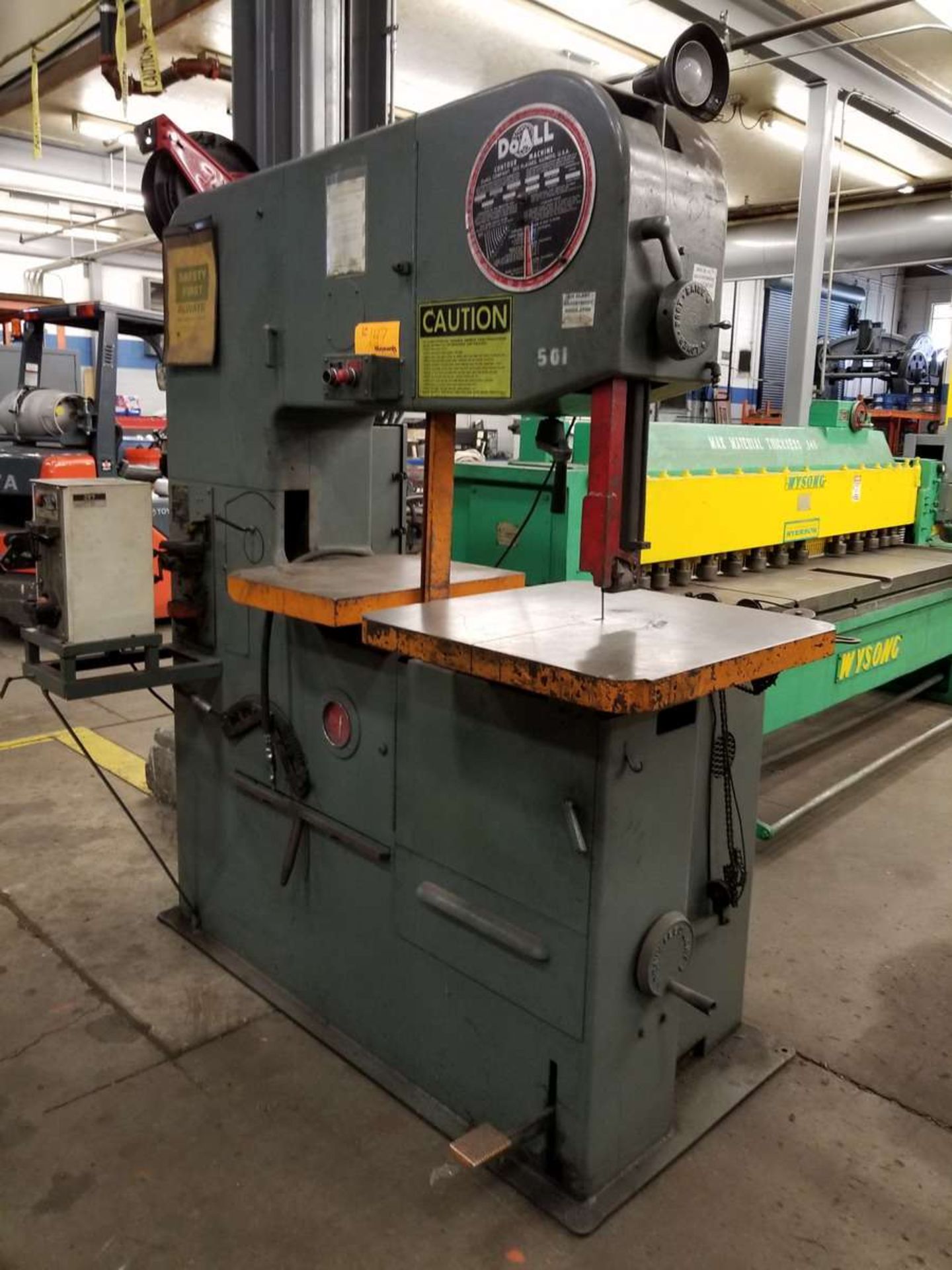 Do-All Vertical Band Saw