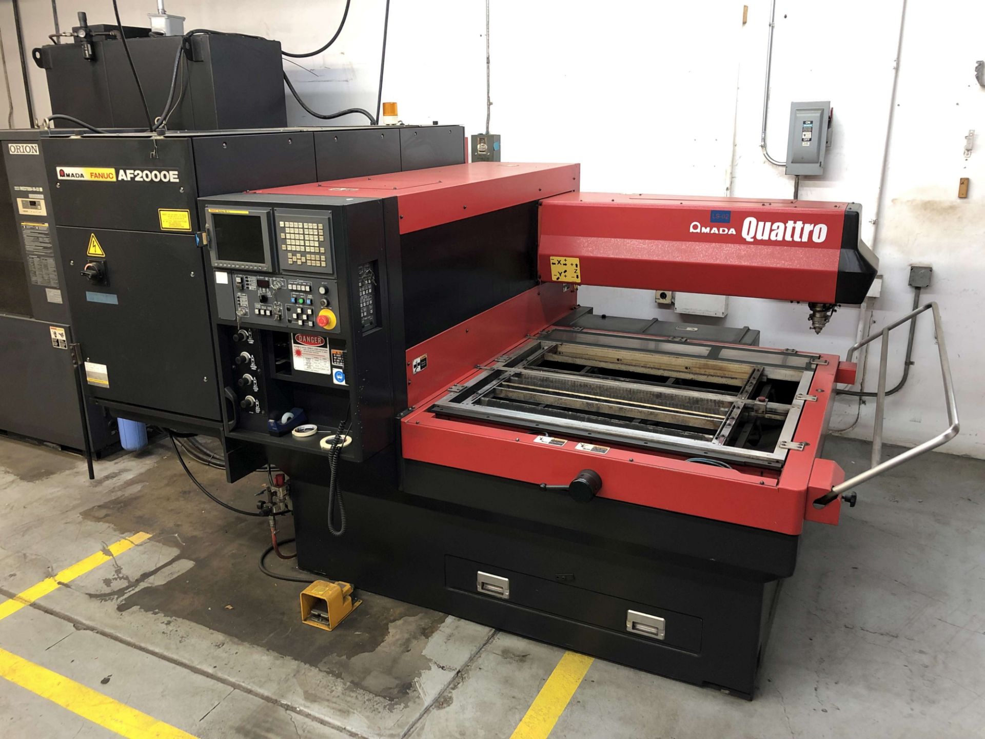 2011 Amada Quattro 2,000-Watt CO2 CNC Laser, 4' x 4' Table, Fanuc AF2000E Resonator (Approx. 23, - Image 3 of 17