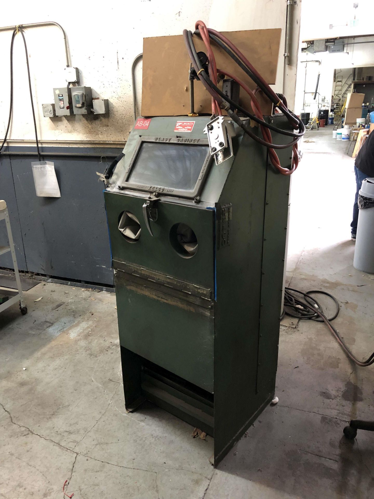 Kelco Syphon Blast Cabinet, Model CS-21, 1/2 HP Baldor Motor, S/N C-2080