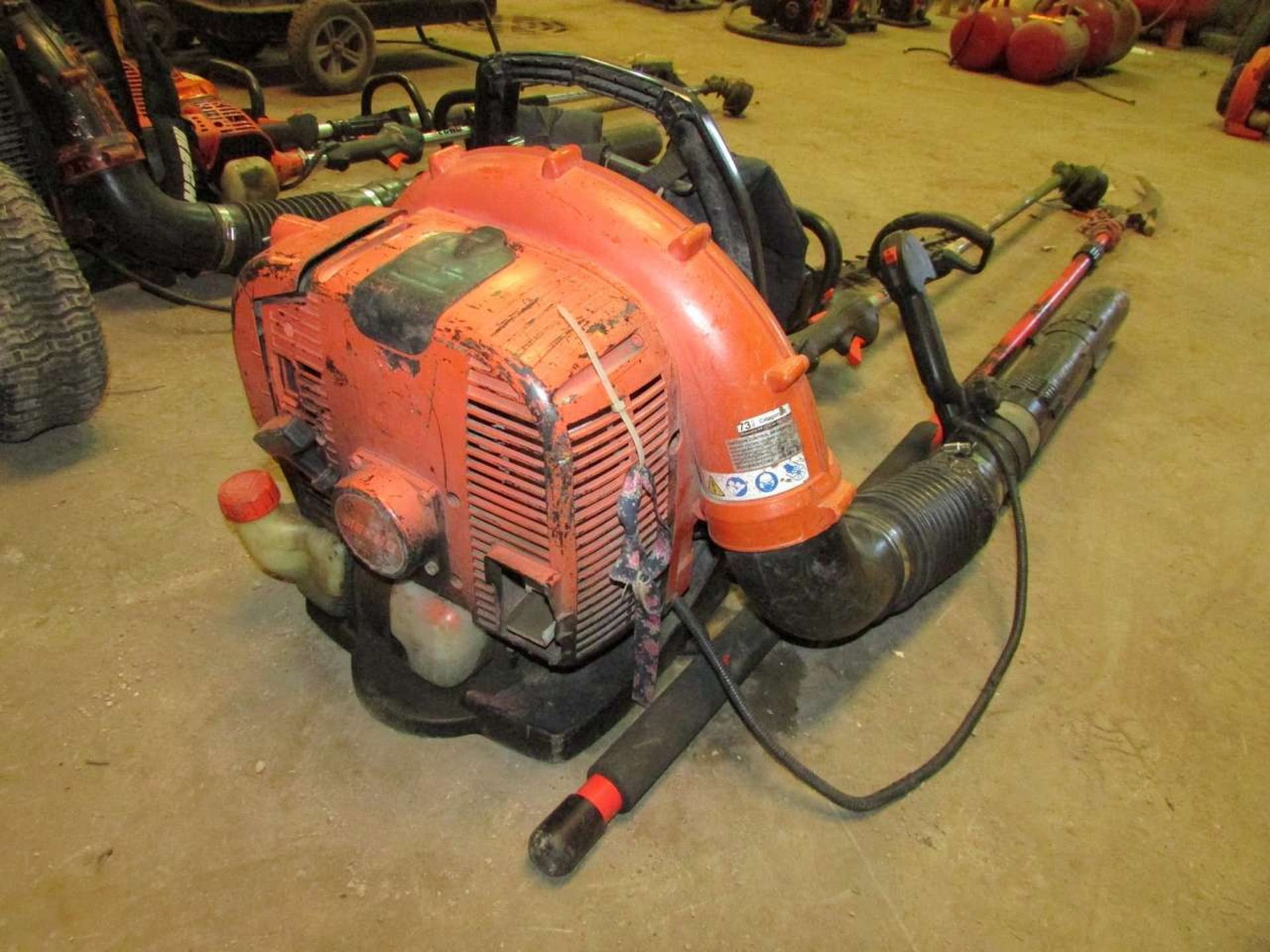 Lawn Care Equipment - Image 4 of 5