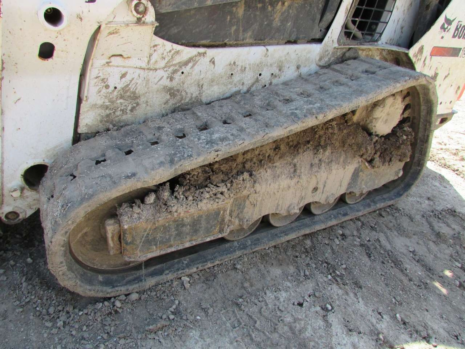 2016 Bobcat T590 Compact Skid Steer Track Loader - Image 5 of 17