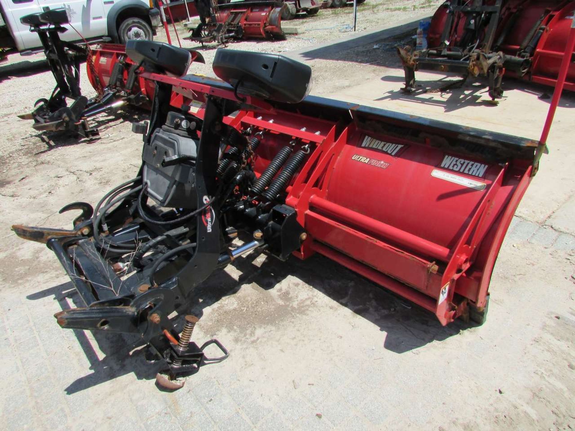 2008 Western Wide Out 8'-10' Extendable Snow Plow Attachment - Image 3 of 4