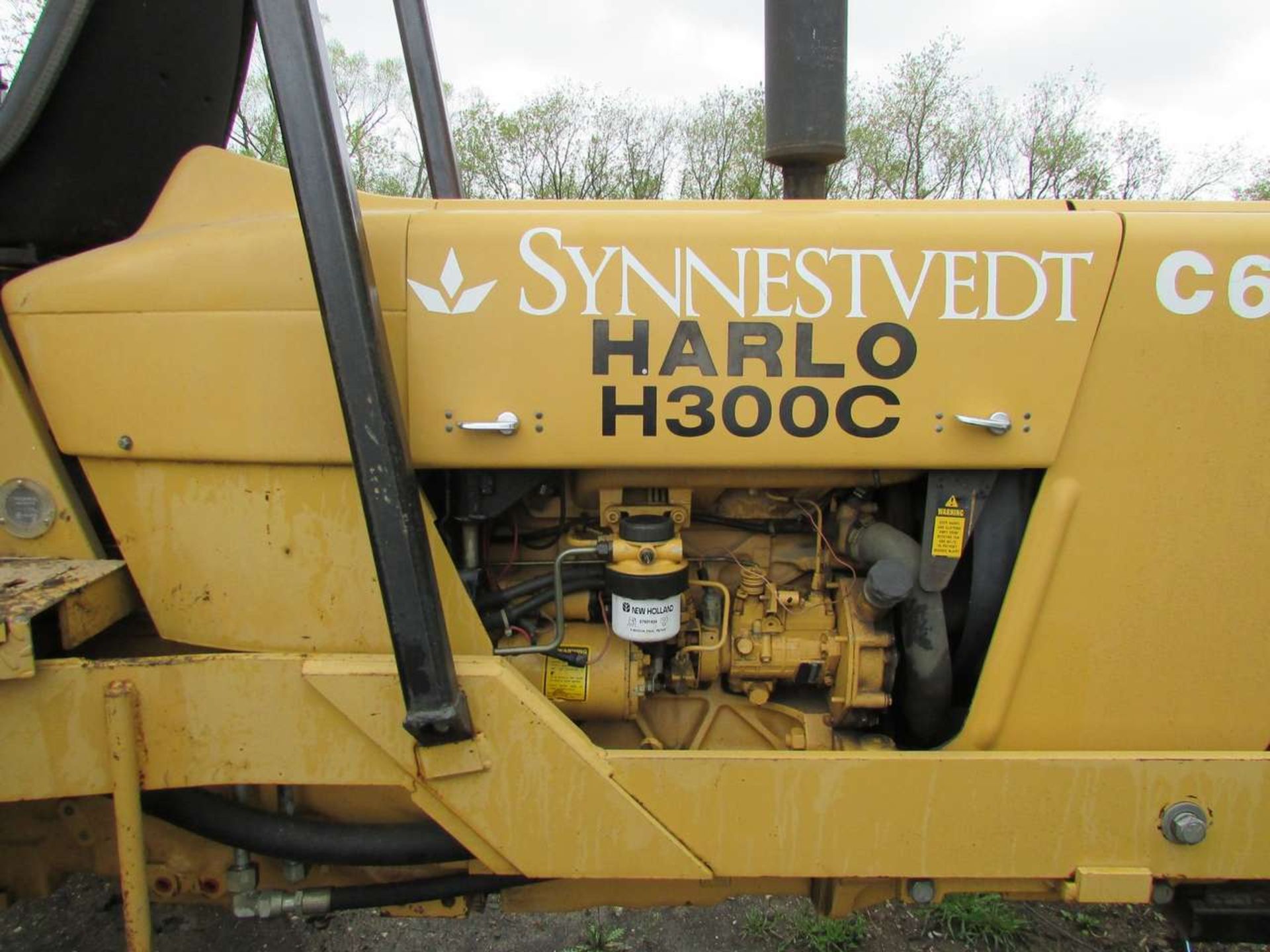 Harlo H300C-2WD-14-4 Tractor - Image 13 of 14