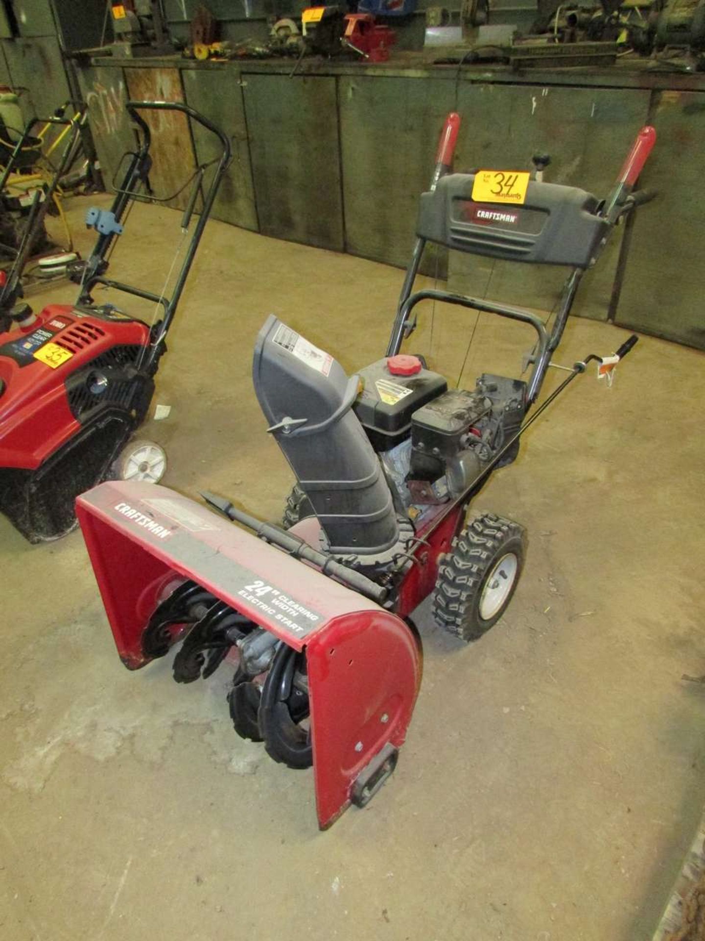 Craftsman 247.88957 24" Gas Powered Snow Blower