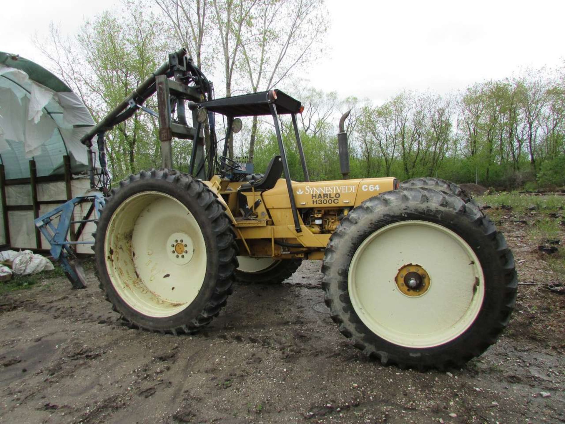 Harlo H300C-2WD-14-4 Tractor - Image 3 of 14