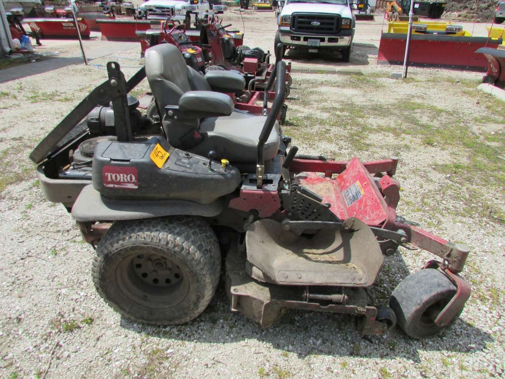 2014 Toro 74925 Z Master Sit-Down Rider Type Commercial Lawn Mower - Image 9 of 10