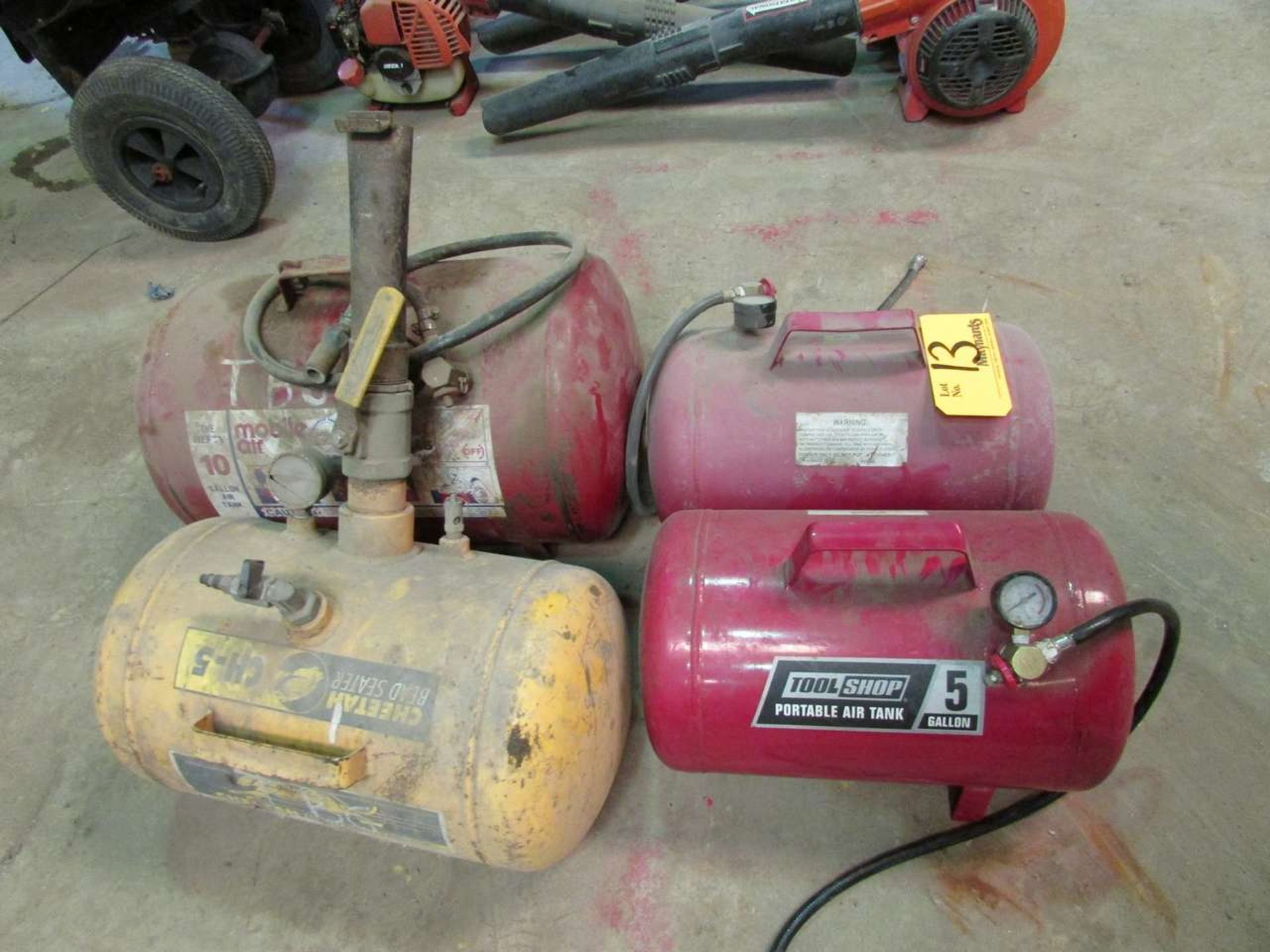 Portable Compressed Air Tanks - Image 2 of 2