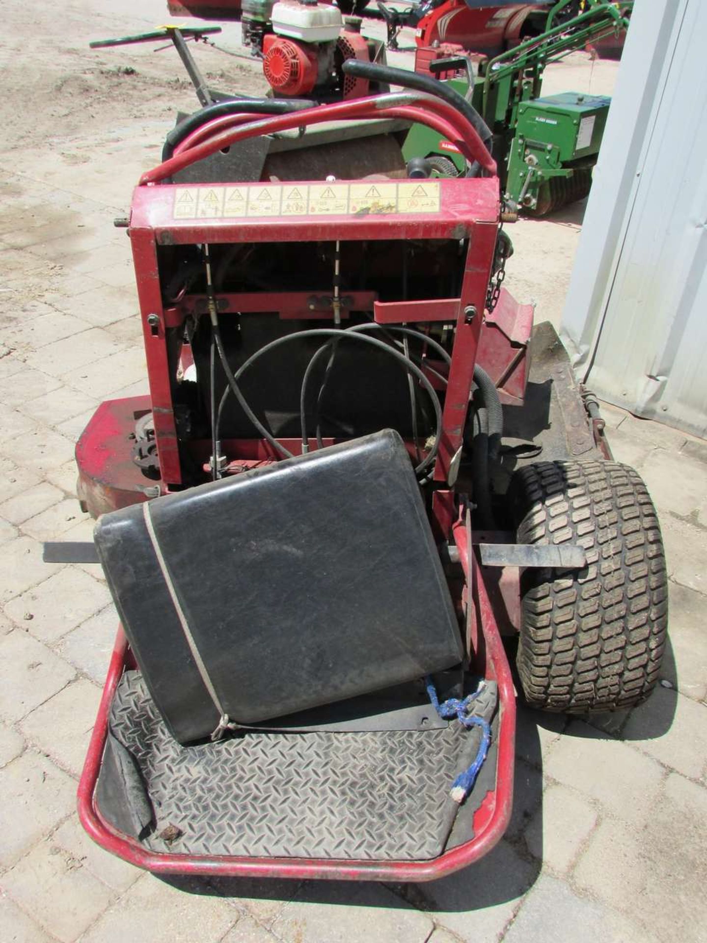 2014 Toro 74549 Grand Stand Walk-Behind Type Commercial Lawn Mower - Image 4 of 7