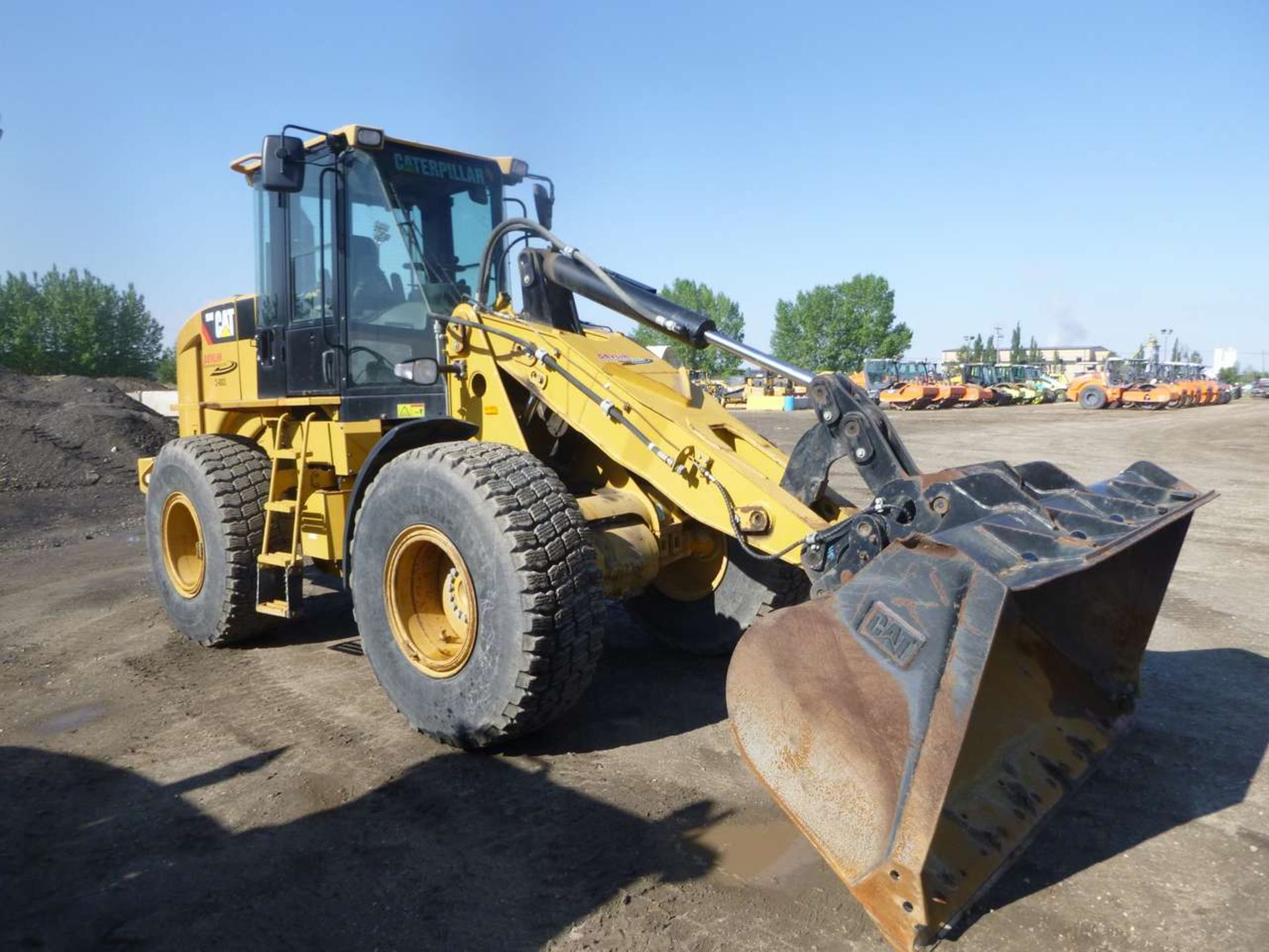 2012 Caterpillar 924H Front End Loader - Image 2 of 9