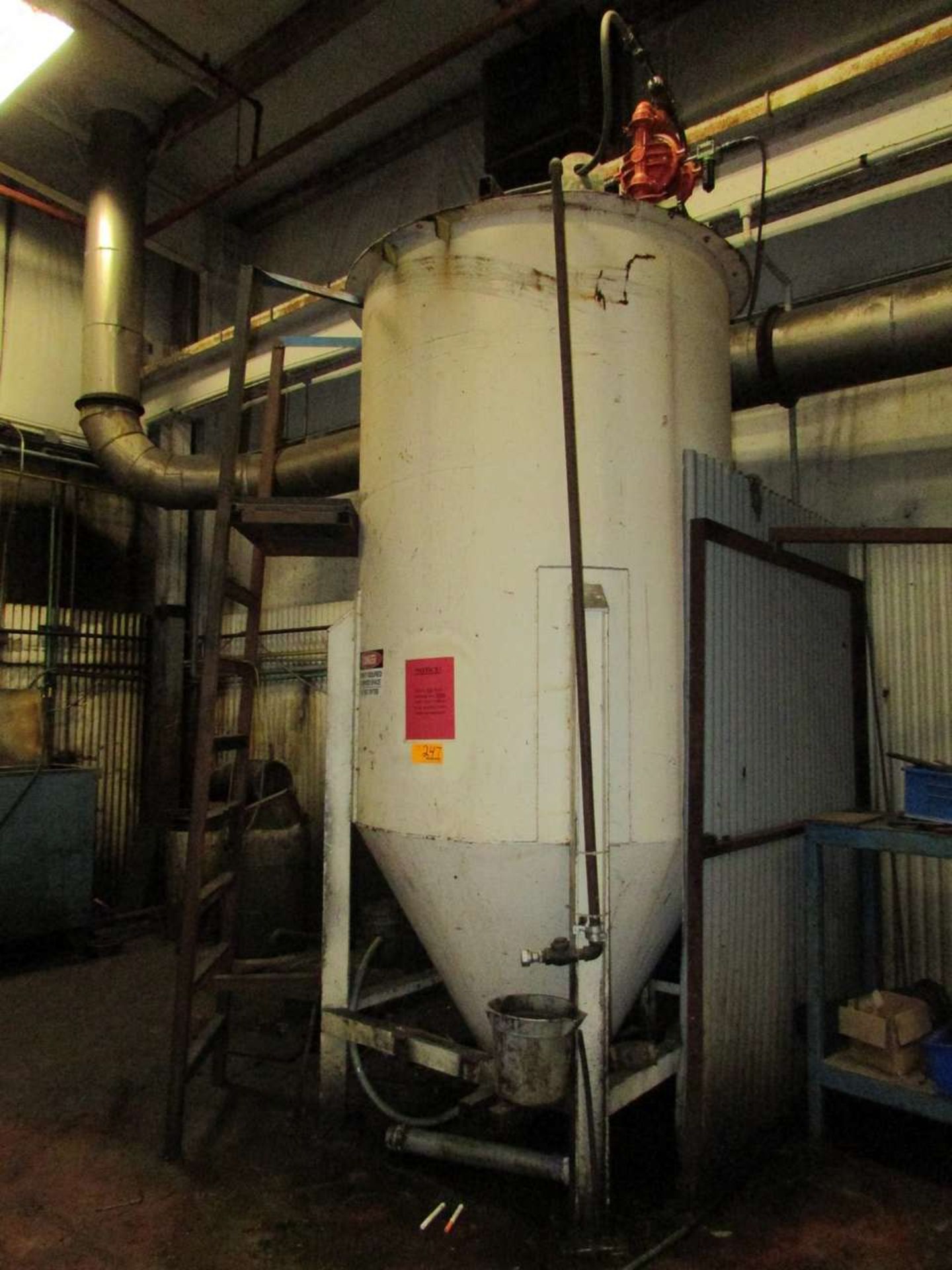 Vertical Water Holding Tank