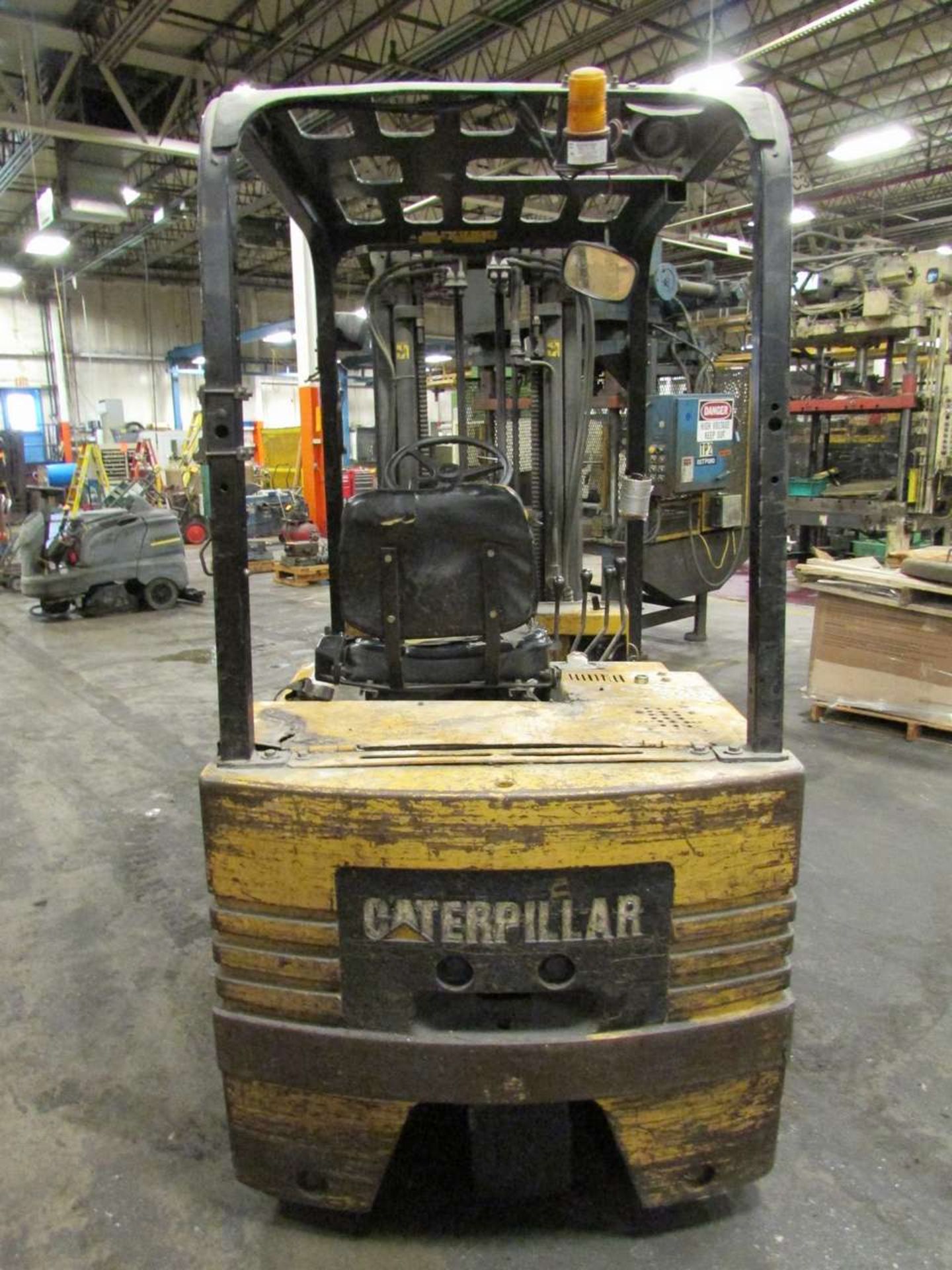 Caterpillar EP20T Electric Fork Truck - Image 6 of 10