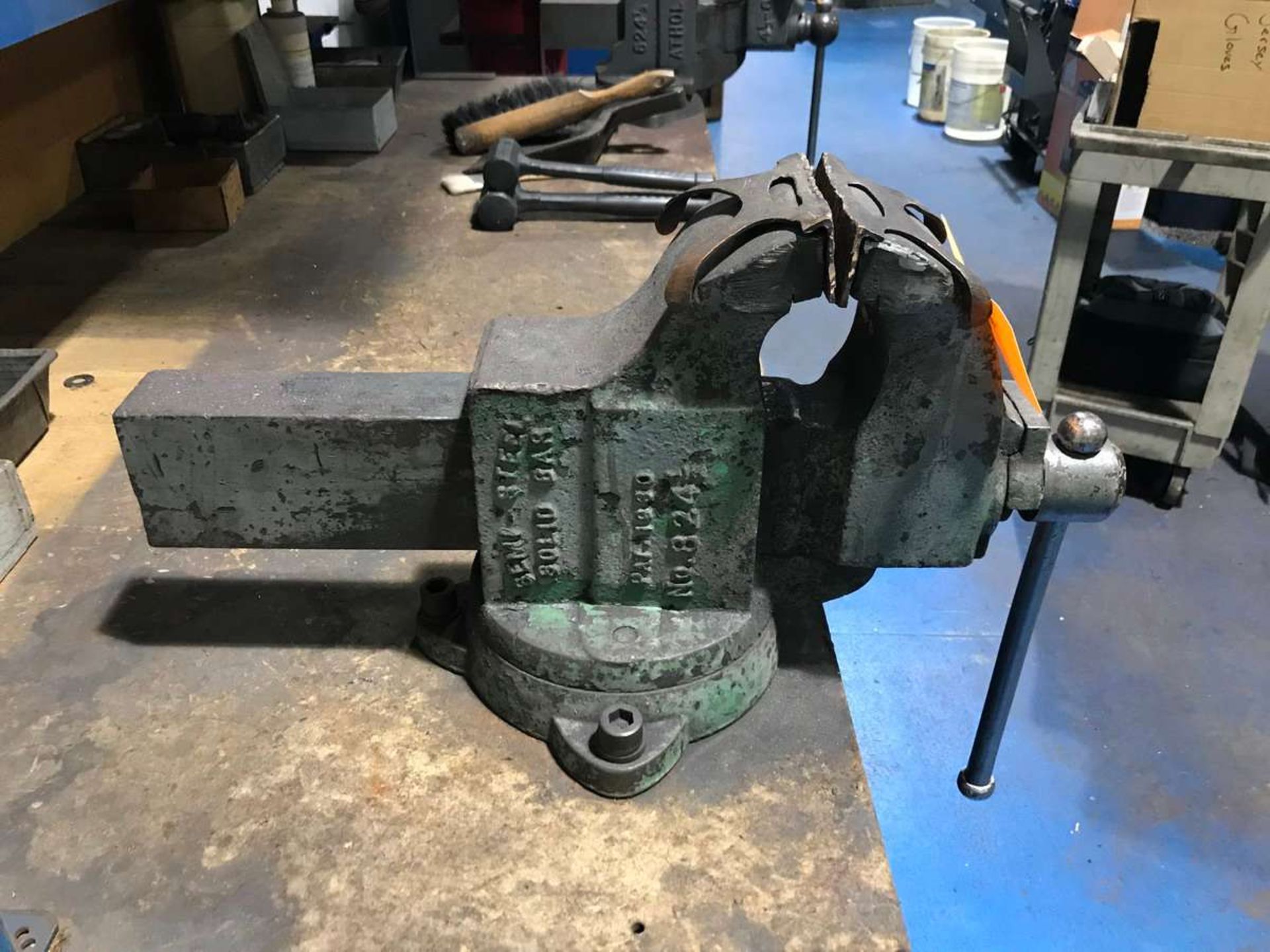 Chas. Parker No.824 4.1/2'' Bench Vise