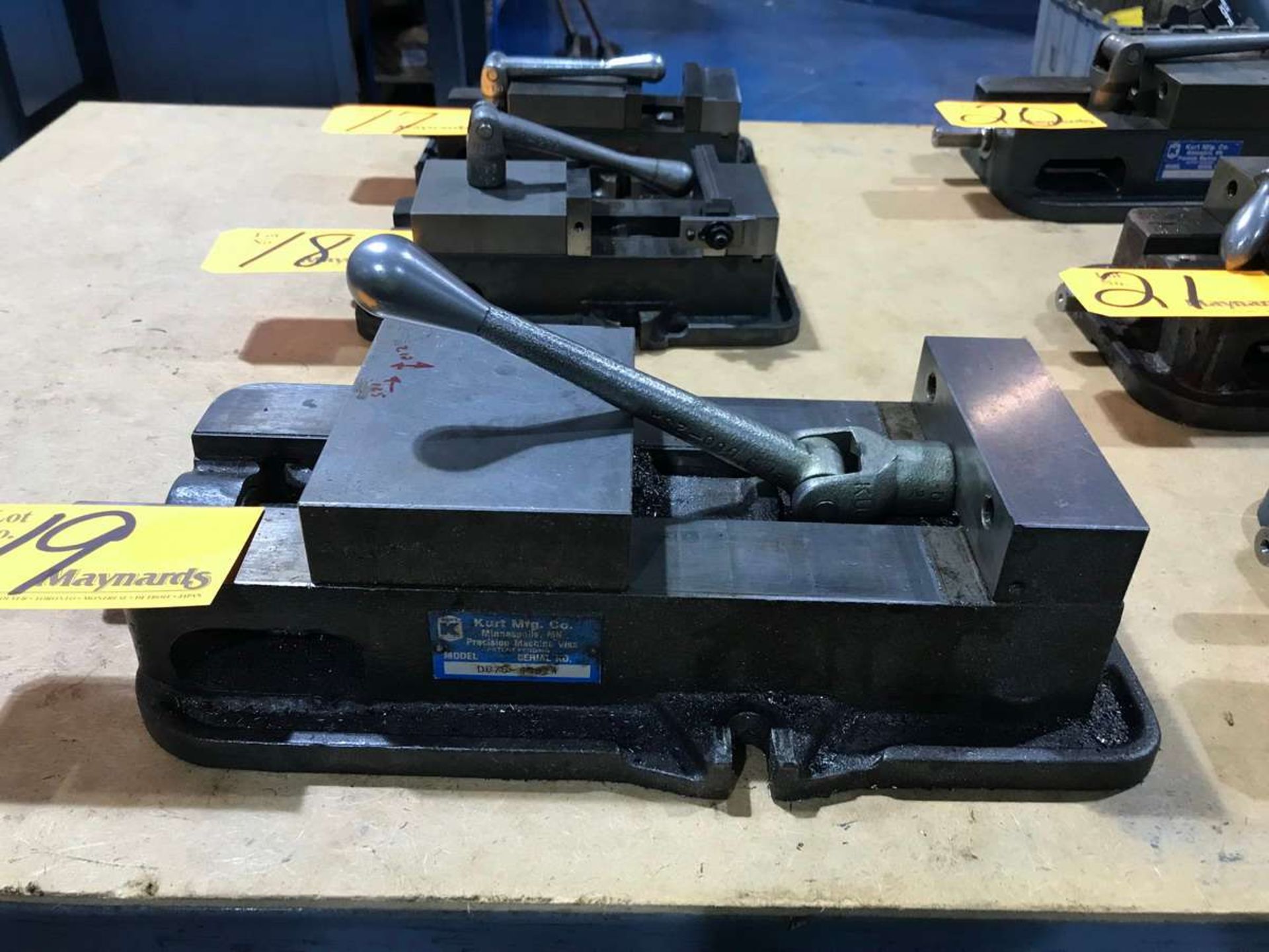 Kurt D675 4'' Precision Machine Vise