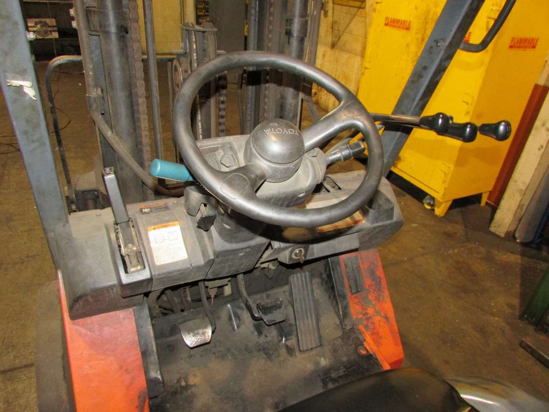 Toyota 7FGCU30 LP Fork Truck - Image 8 of 8