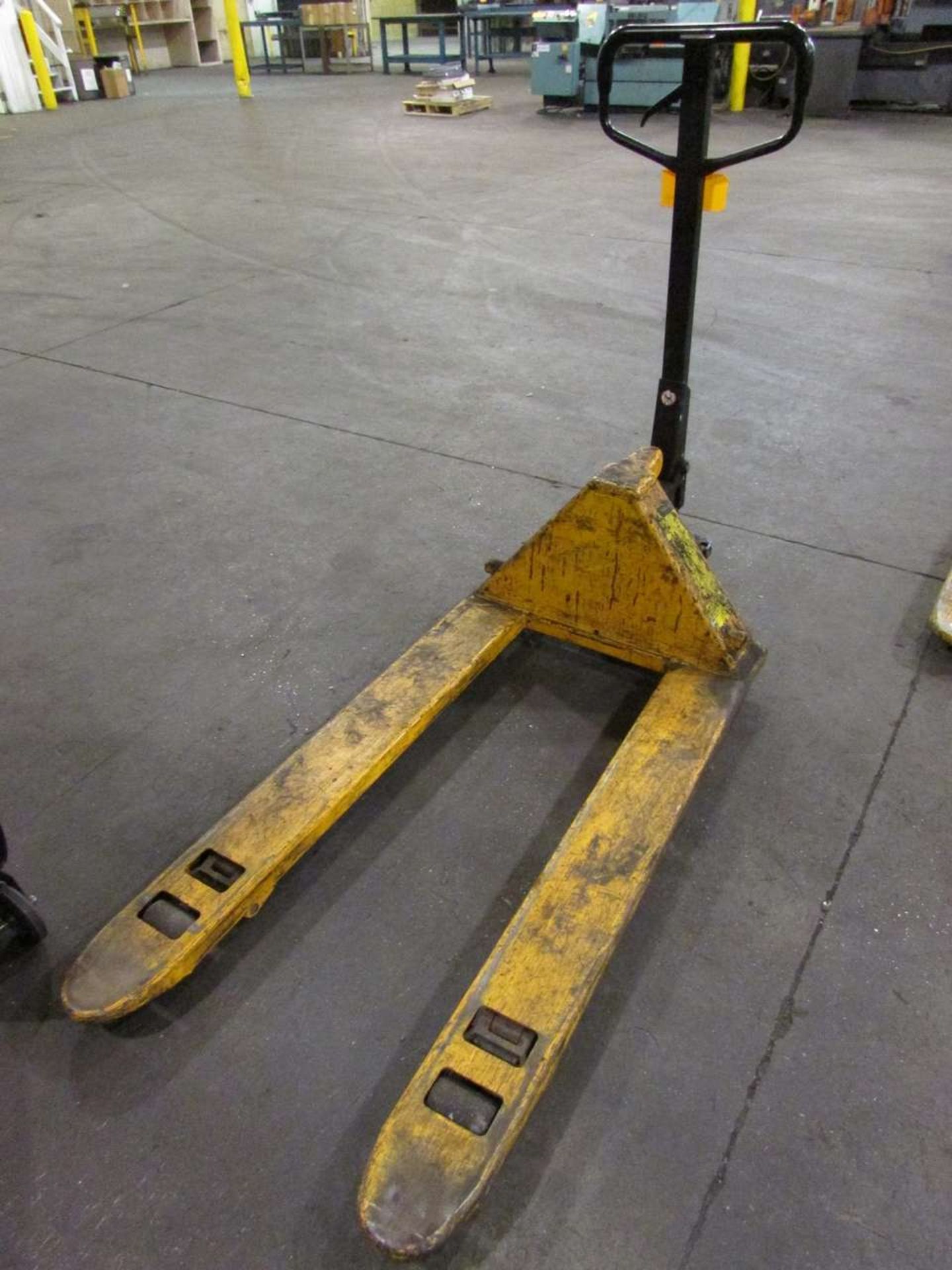 5000Lb Pallet Jack - Image 2 of 2