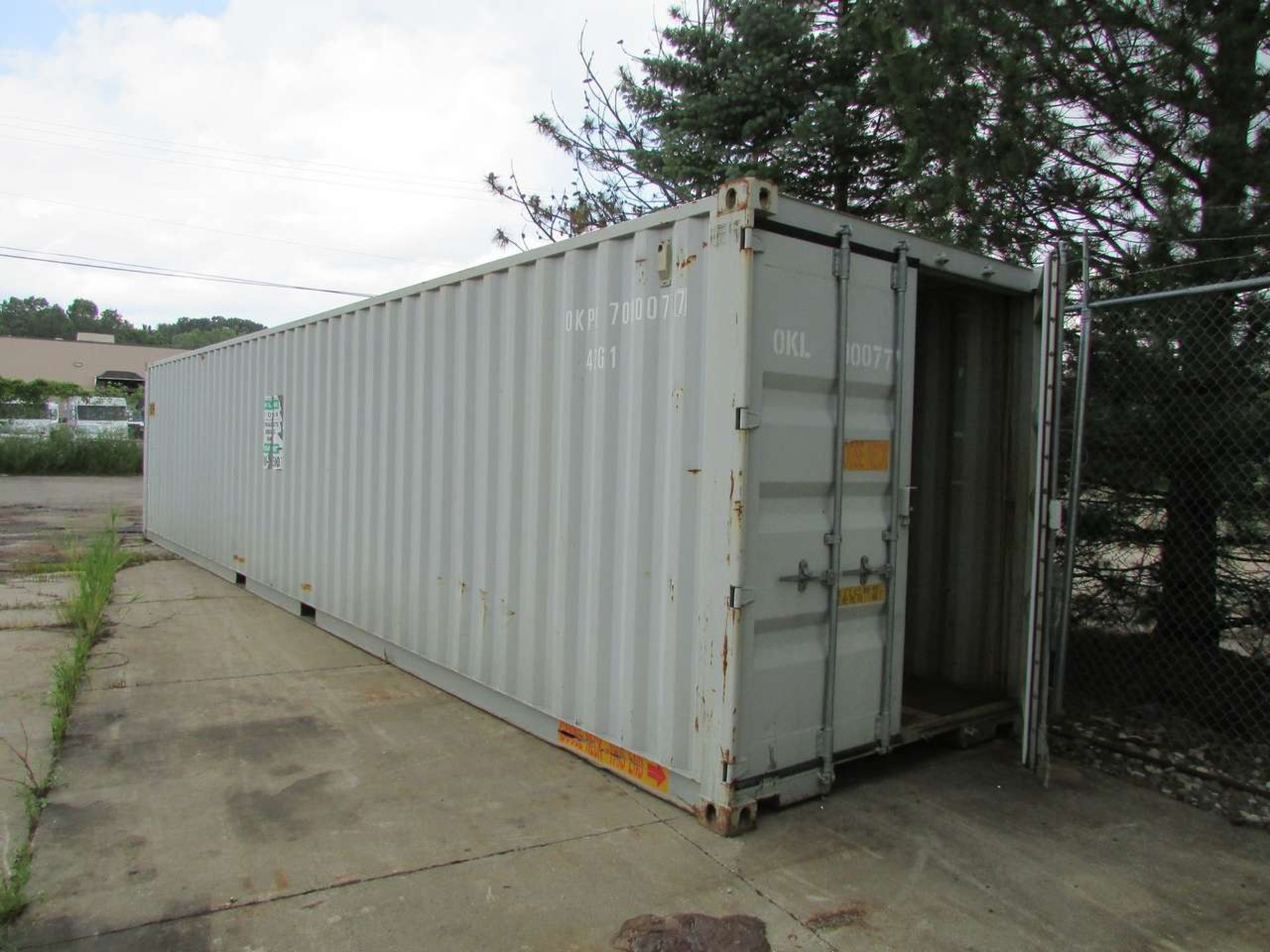 RYC 40' Shipping Container - Image 3 of 3