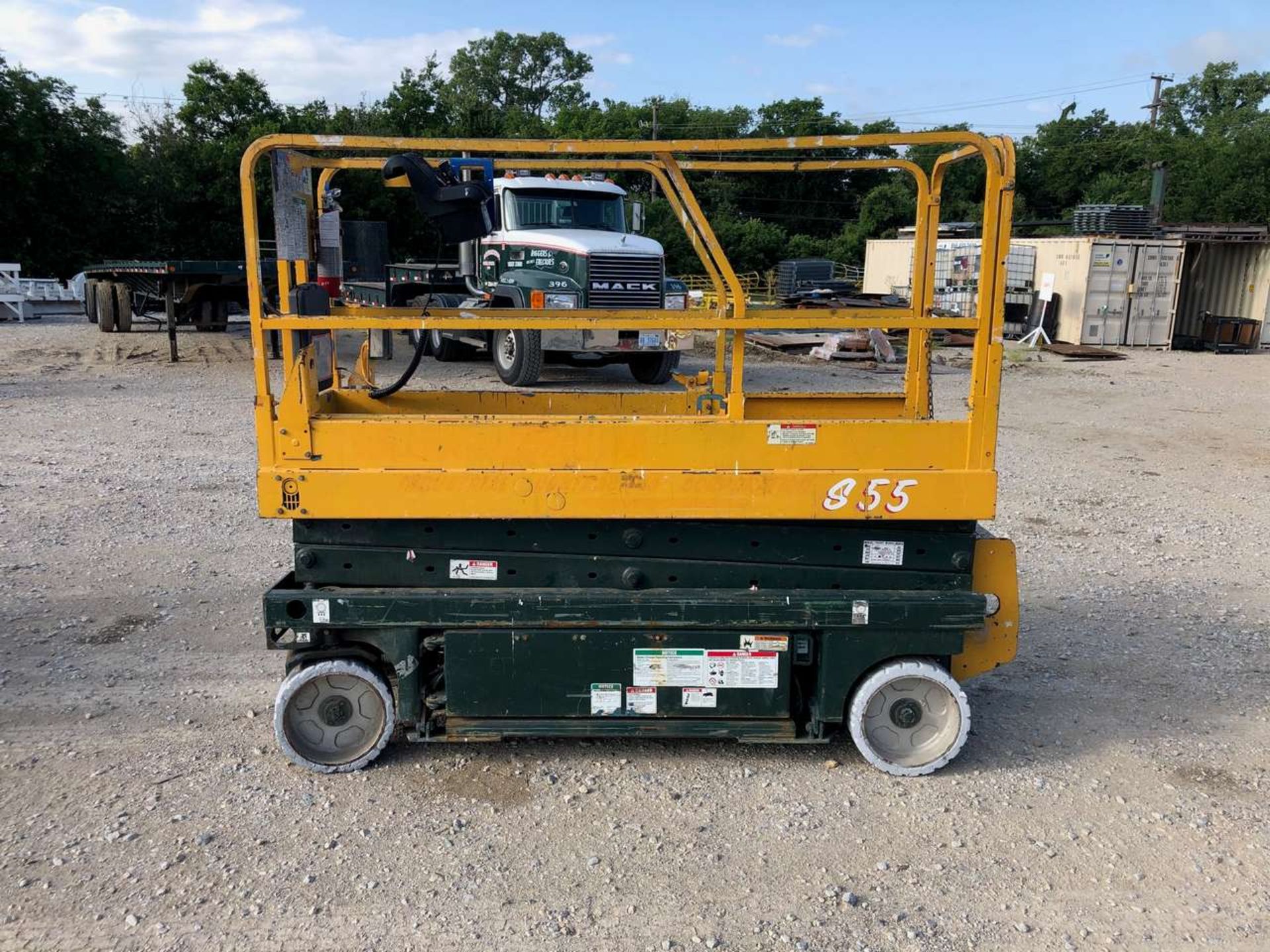 2004 Genie GS2032 Scissor Lift - Image 3 of 5