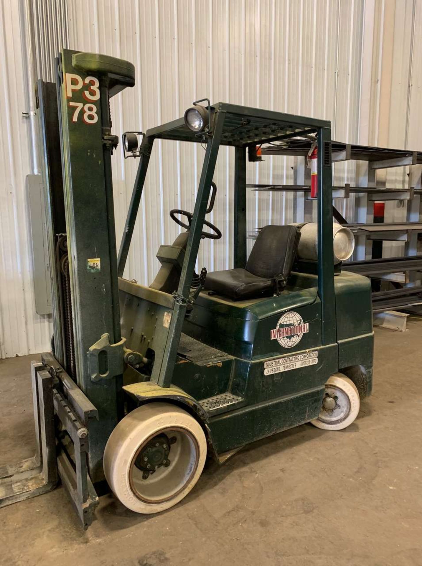 2000 Hyster S60XM 6,000lb Propane Forklift