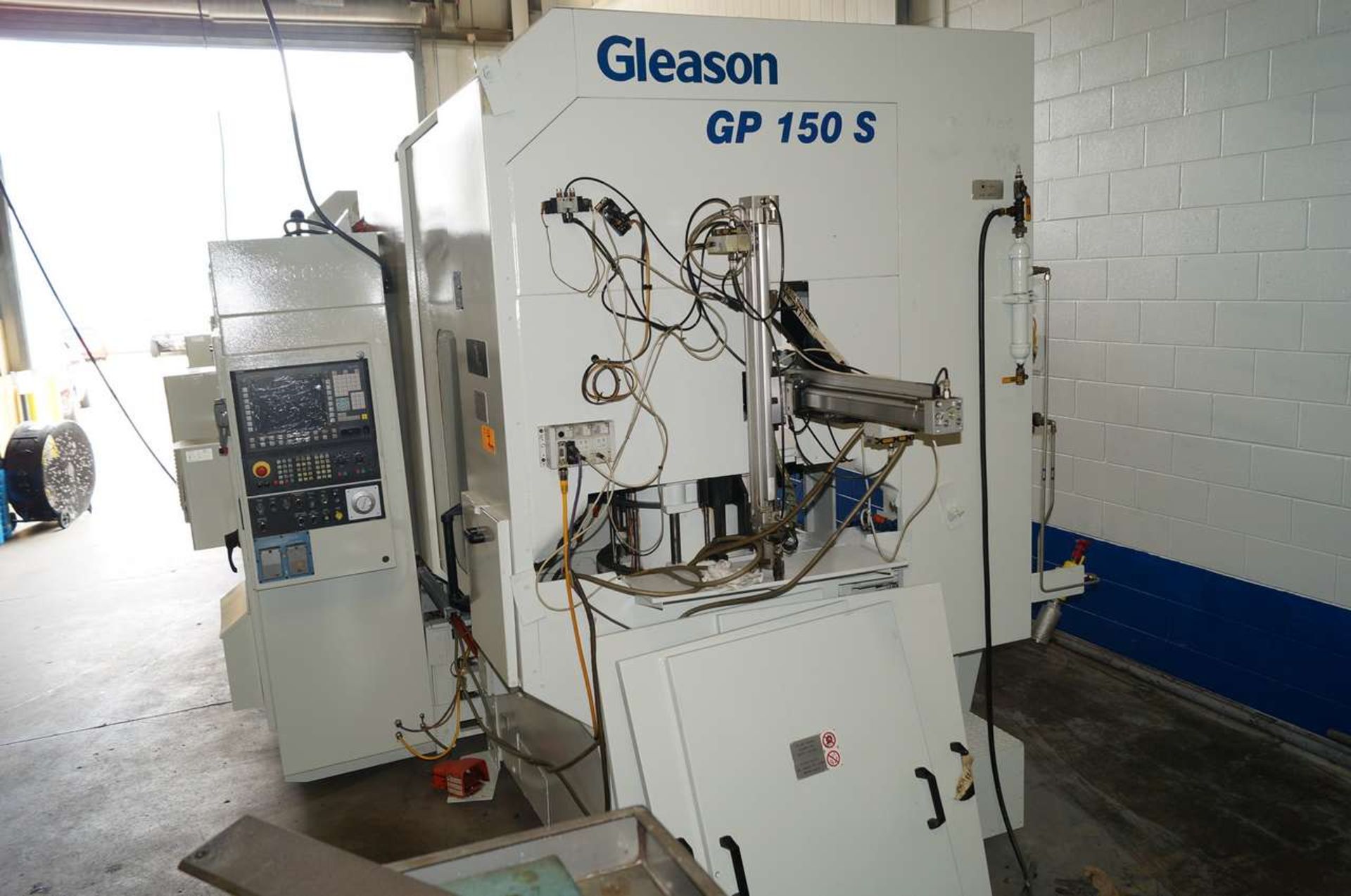 2005 Gleason/Pfauter GP-150S 6 - Axis Gear Shaper - Image 4 of 13