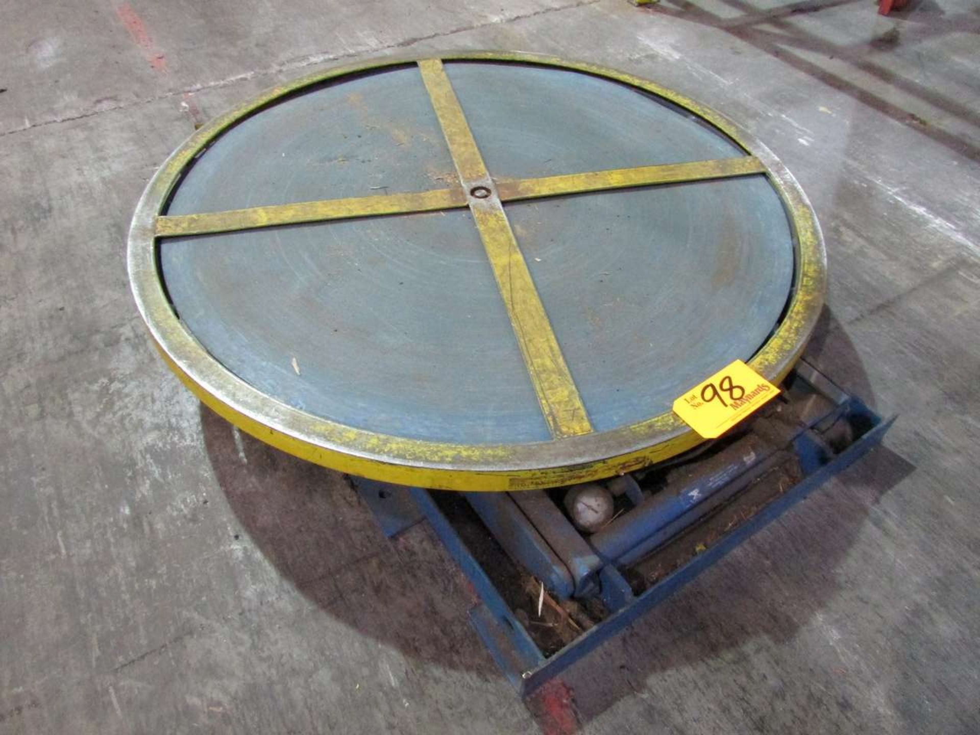 EZ Loader EZ-30 Pneumatic Rotary Lift Table