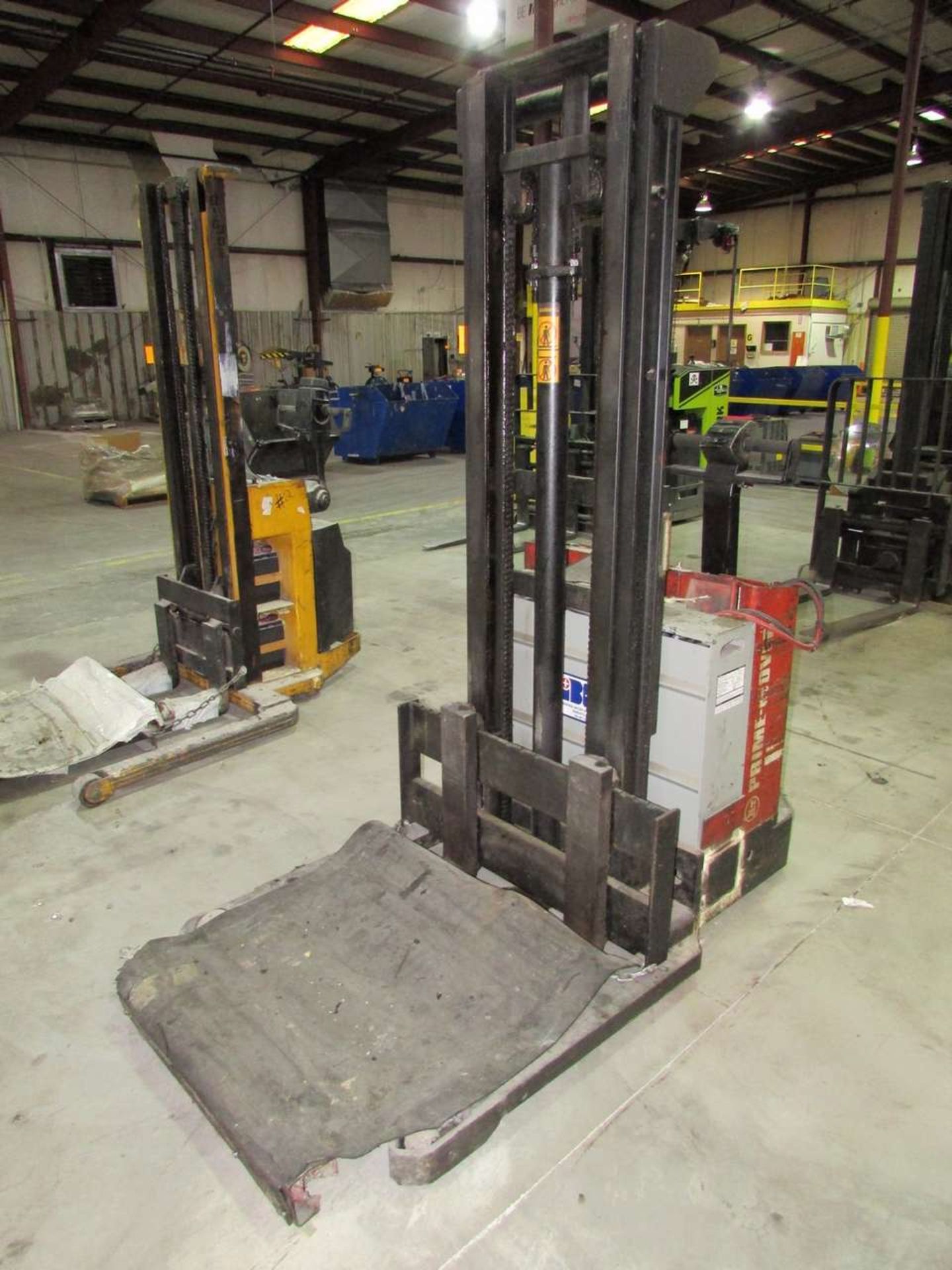 BT Prime Mover Walk-Behind 24V Electric Fork Lift - Image 4 of 7