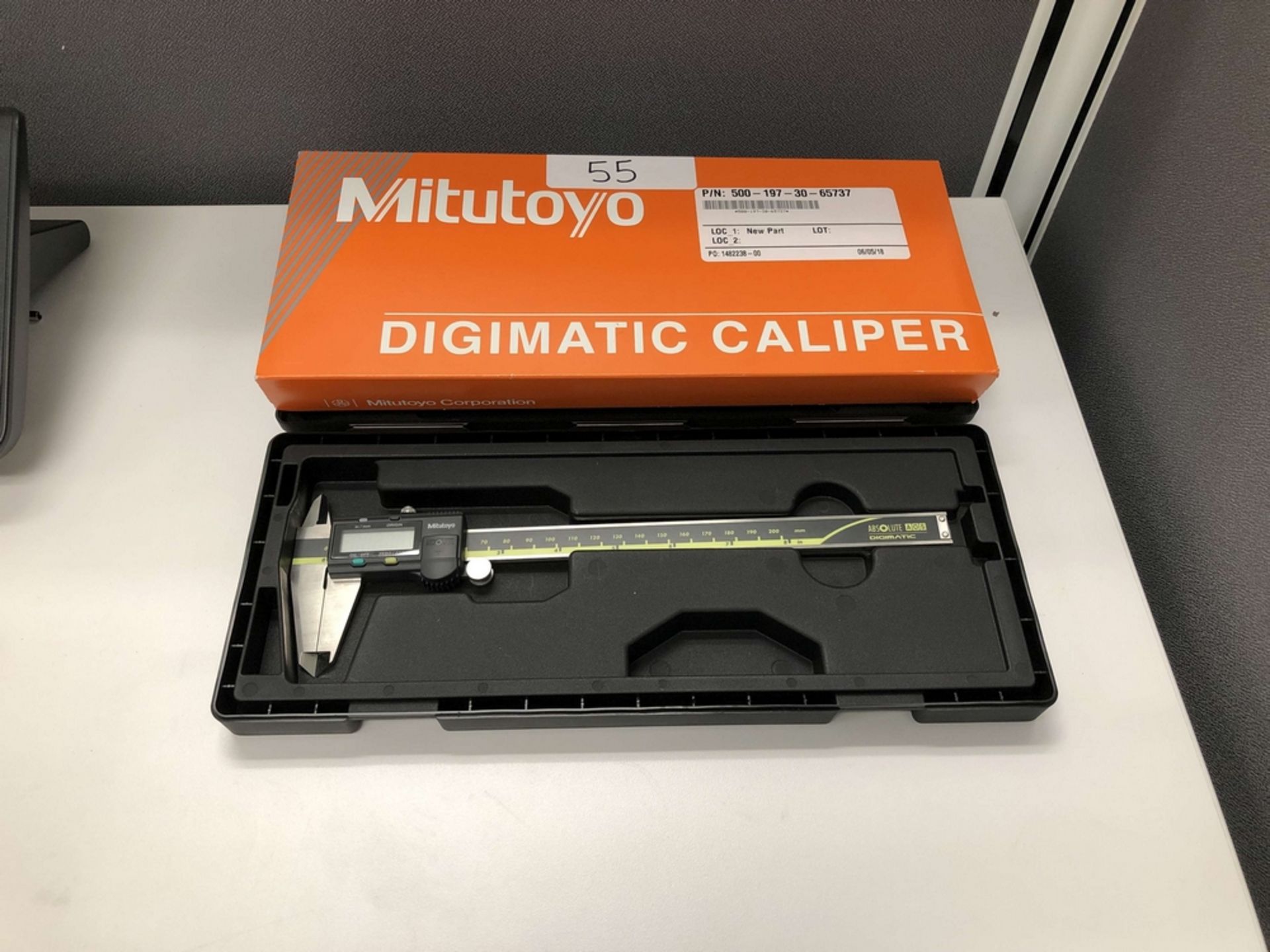 Mitutoyo Digimatic 8" Caliper, Code No. 500-197-30, Model CD-8" ASX