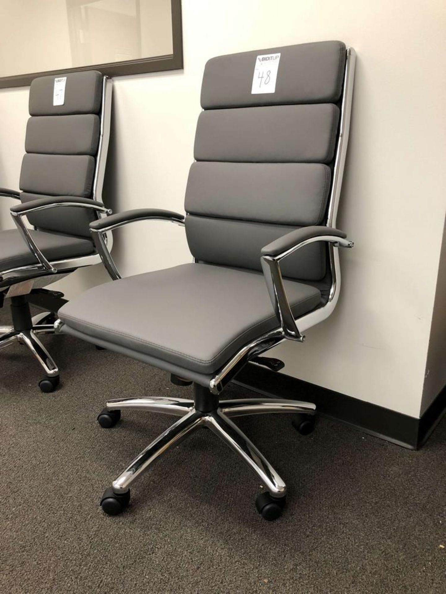 Boss CaressoftPlus High-Back Executive Office Chairs [Grey]